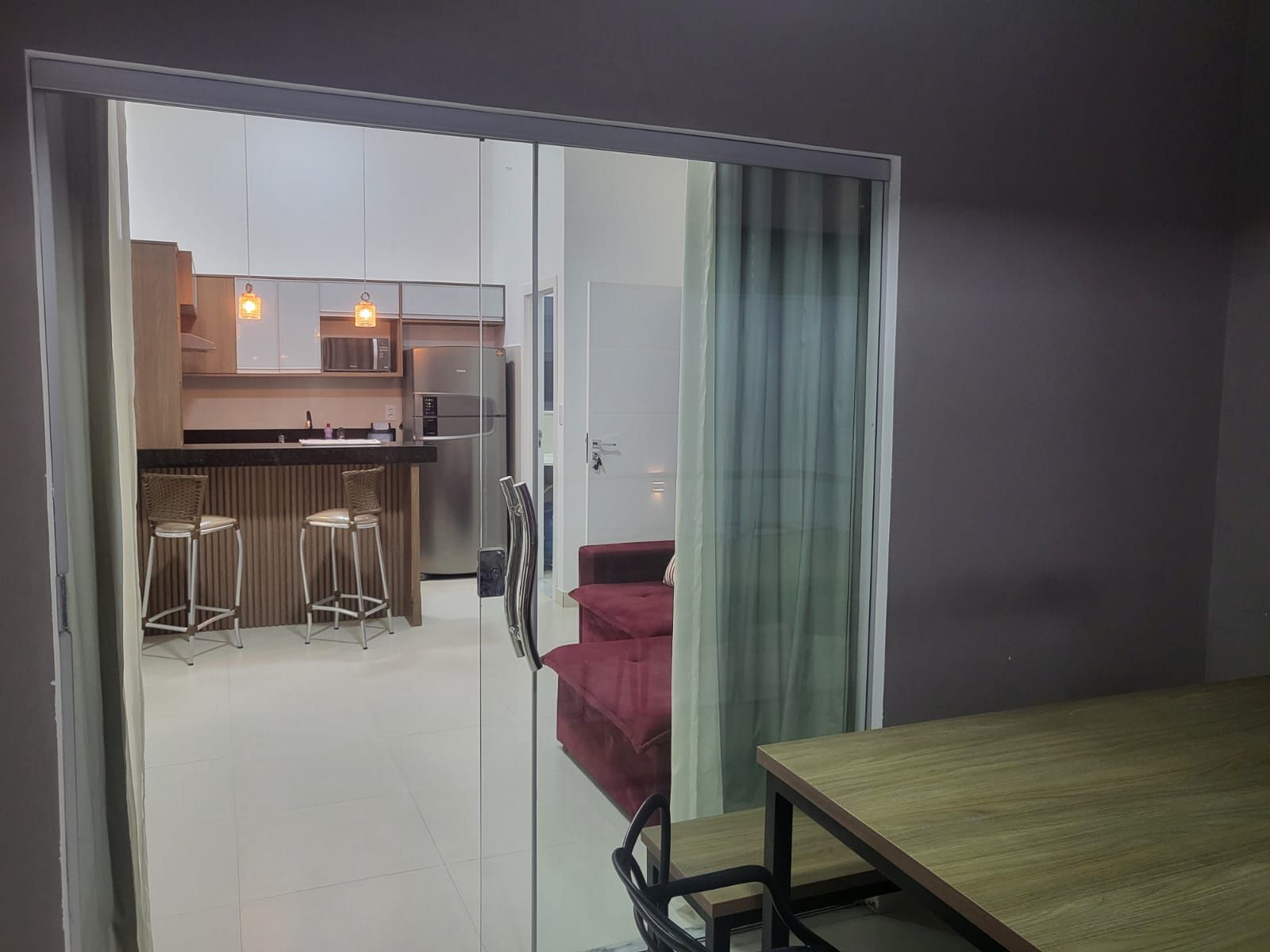 Casa 3 suítes, sala cozinha e gourmet com planejados alto padrão Alphaville II condomínio com infraestrutura completa de lazer - foto 19