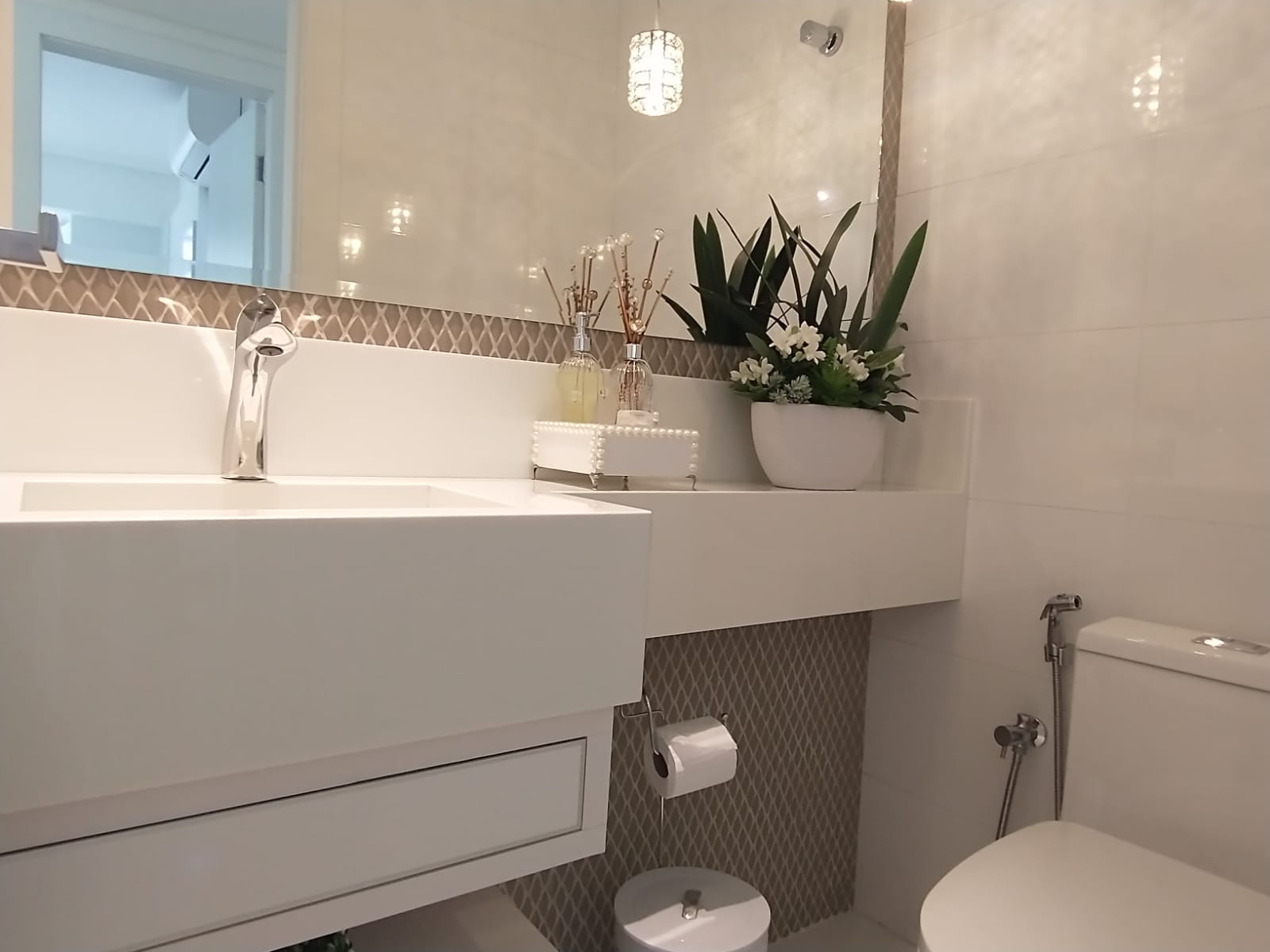 Apartamento à venda 3 suítes, porteira fechada, 2 vagas soltas de garagem , condomínio com lazer completo, no Recreio, Vitória da Conquista, BA - foto 19