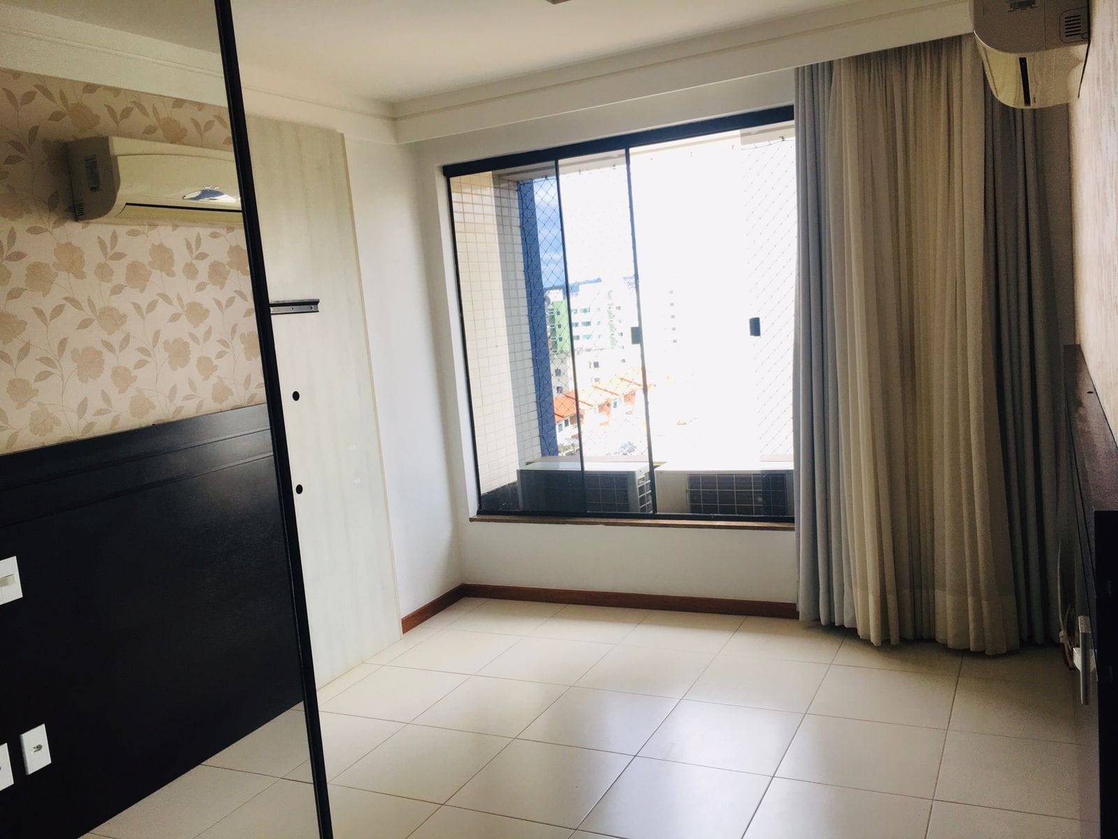 Apto de 3 quartos com suite e 2 semi suítes, dependência completa, 3 VAGAS COBERTAS , lazer completo com piscina aquecida, Candeias - Vitória da - foto 19