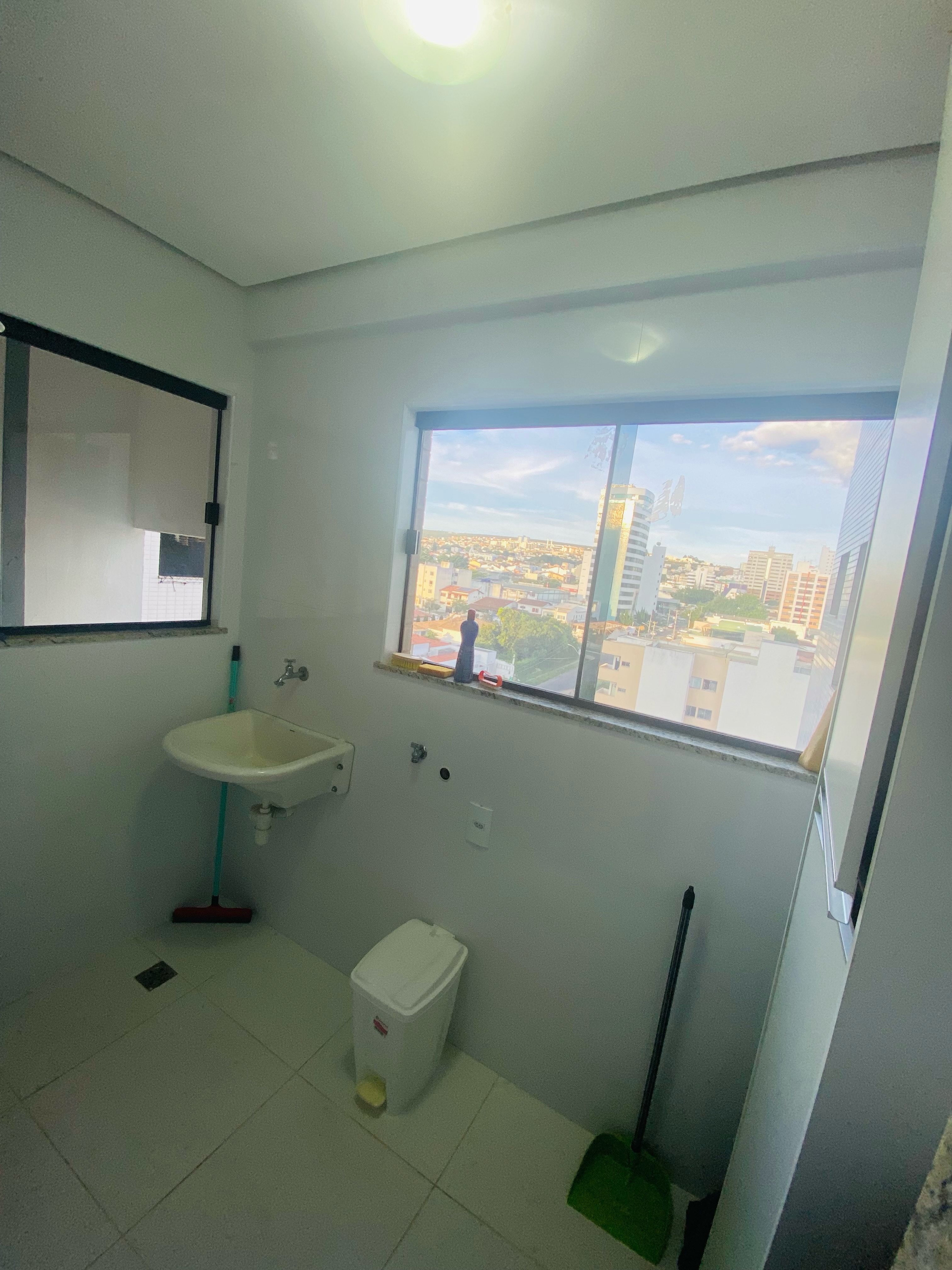 Excelente Apartamento no Residencial Raimundo Santana, 3 quartos com suíte e 2 vagas de garagem à Venda, Candeias, Vitória da Conquista, BA - foto 20