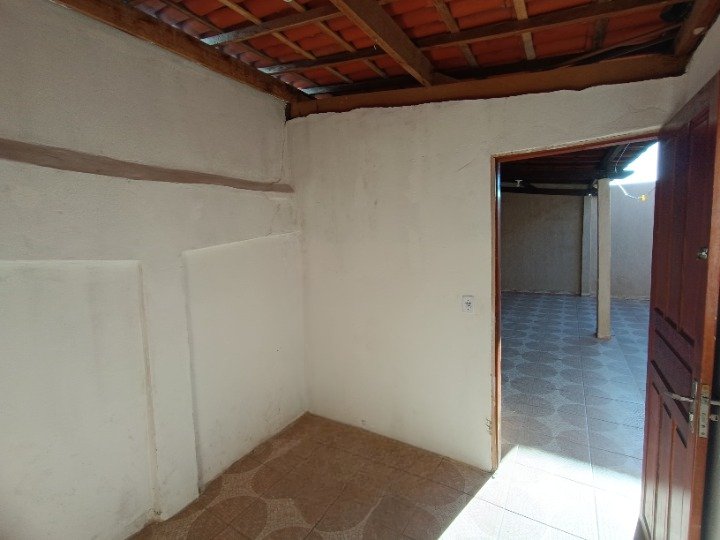 Casa Solta de 3 Quartos Sendo 1 Suíte com Garagem Ampla e Quintal no Bairro Alvorada/Ibirapuera, Vitória da Conquista -Ba - foto 17