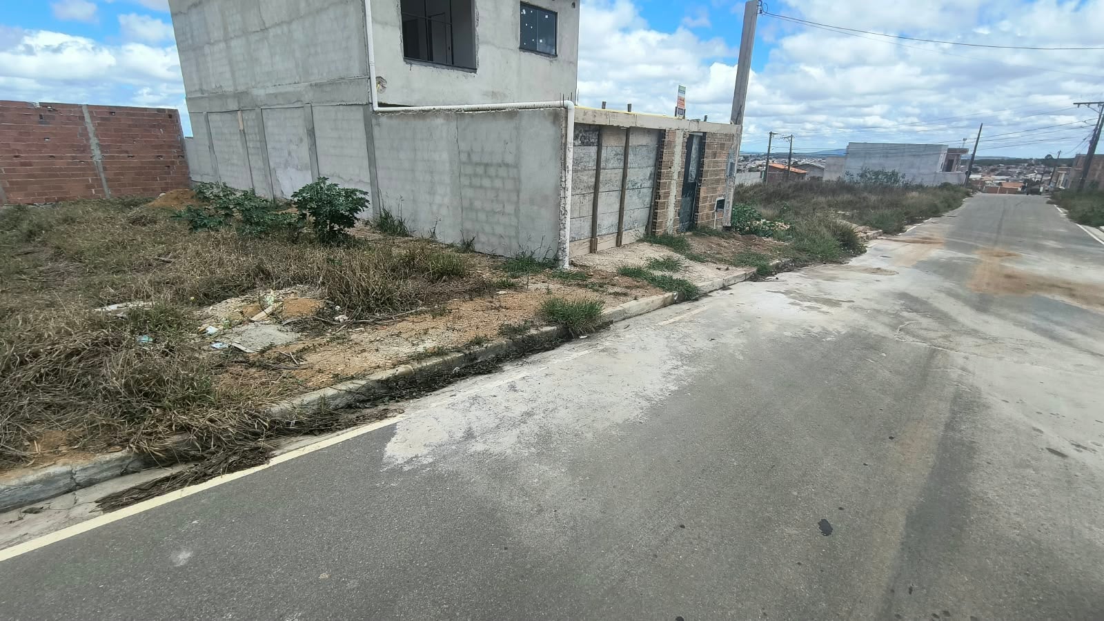 Oportunidade Terreno de 140 m2 no Lot Bateias 2, Zabelê - Vitória da Conquista - foto 1