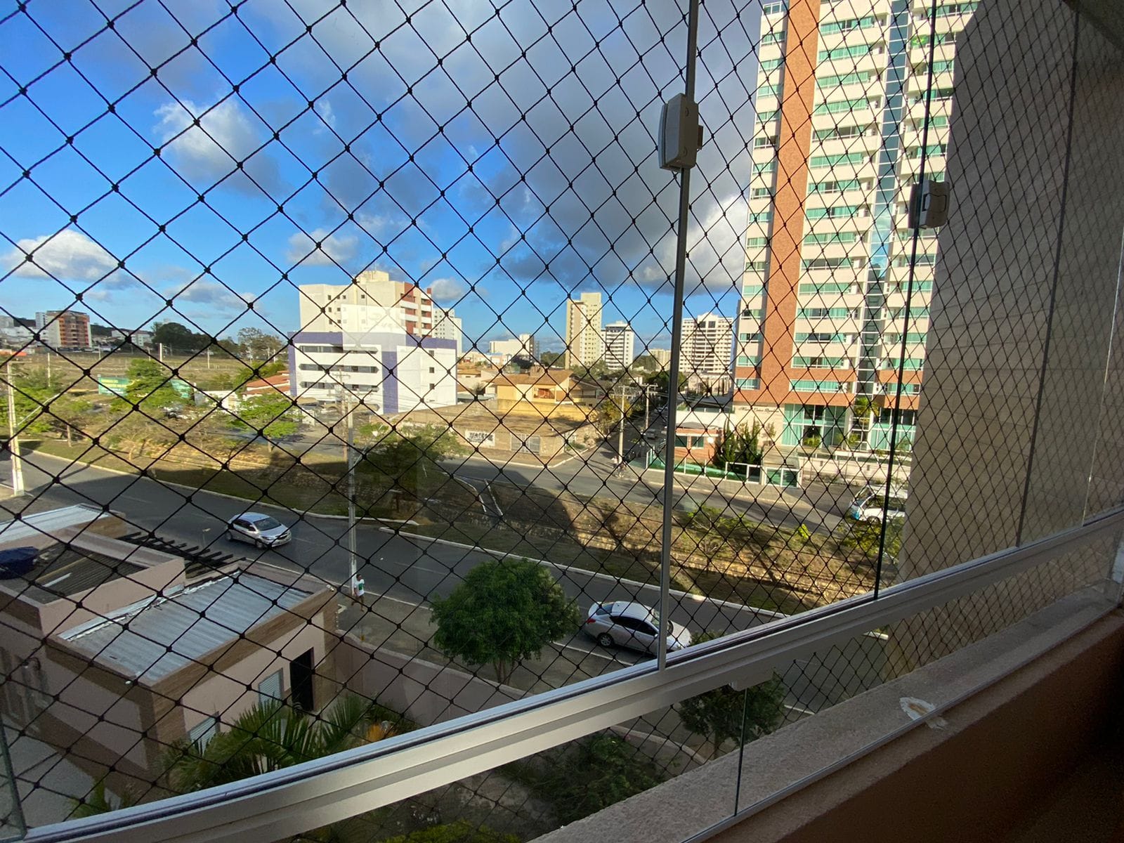 Excelente Apartamento com Varanda, Localizando na Av. Luiz Eduardo, Candeias, Vitória da Conquista, BA - foto 21