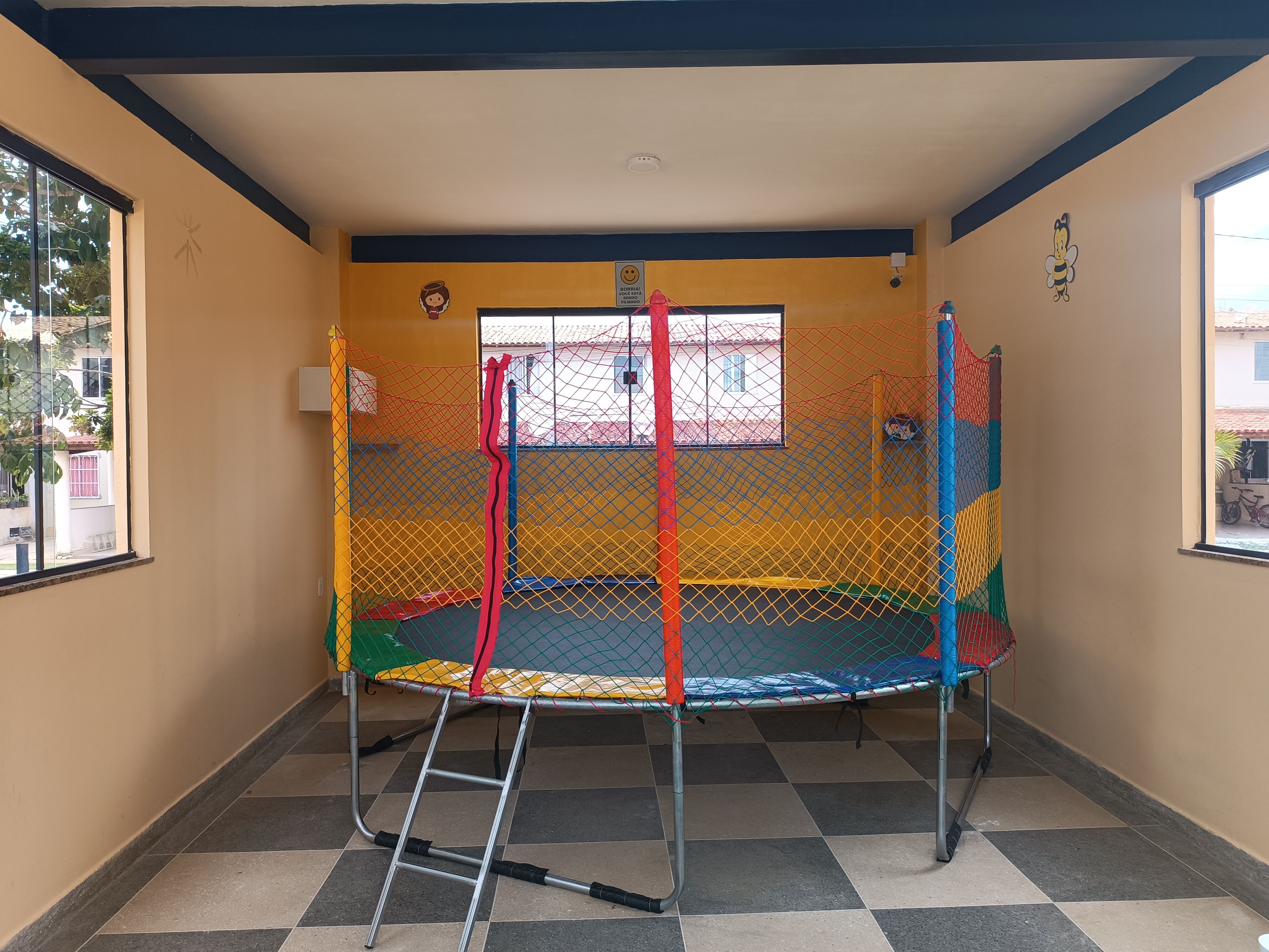 Vendo Vilage de 2 quartos com quintal, garagem coberta em ótima localização para venda na Laura Nunes no bairro Boa Vista, Vitória da Conquista, - foto 21