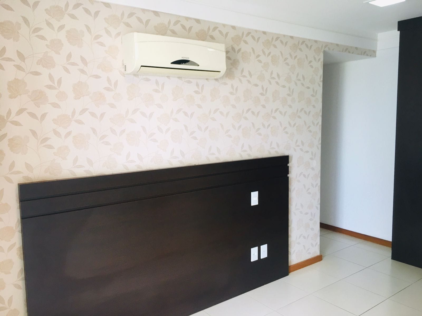 Apto de 3 quartos com suite e 2 semi suítes, dependência completa, 3 VAGAS COBERTAS , lazer completo com piscina aquecida, Candeias - Vitória da - foto 21