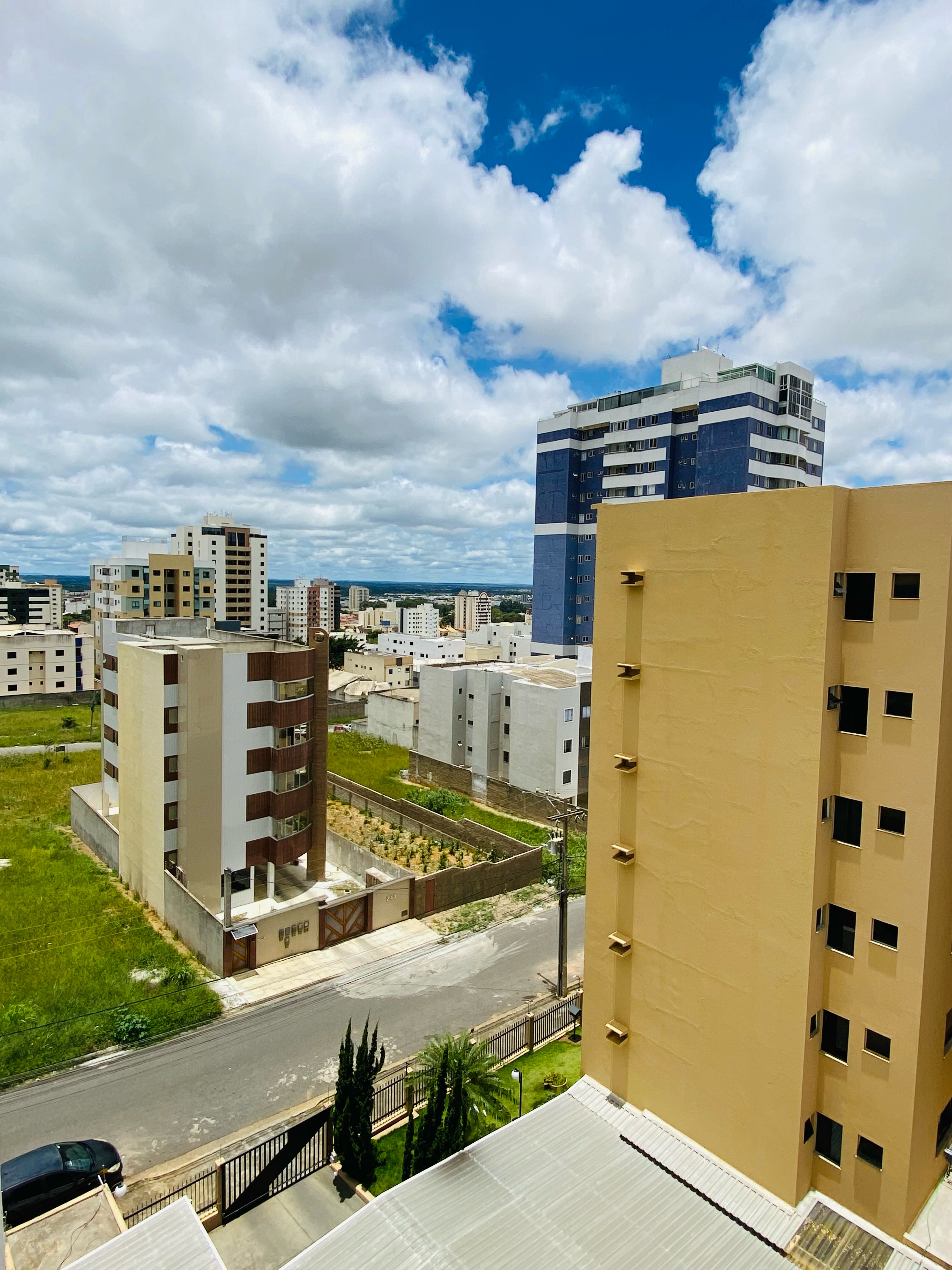 Vendo excelente apartamento de 3 quartos sendo 1 suíte, todo mobiliado, 103M² + 2 Elevadores no Candeias, Vitória da Conquista, BA - foto 21