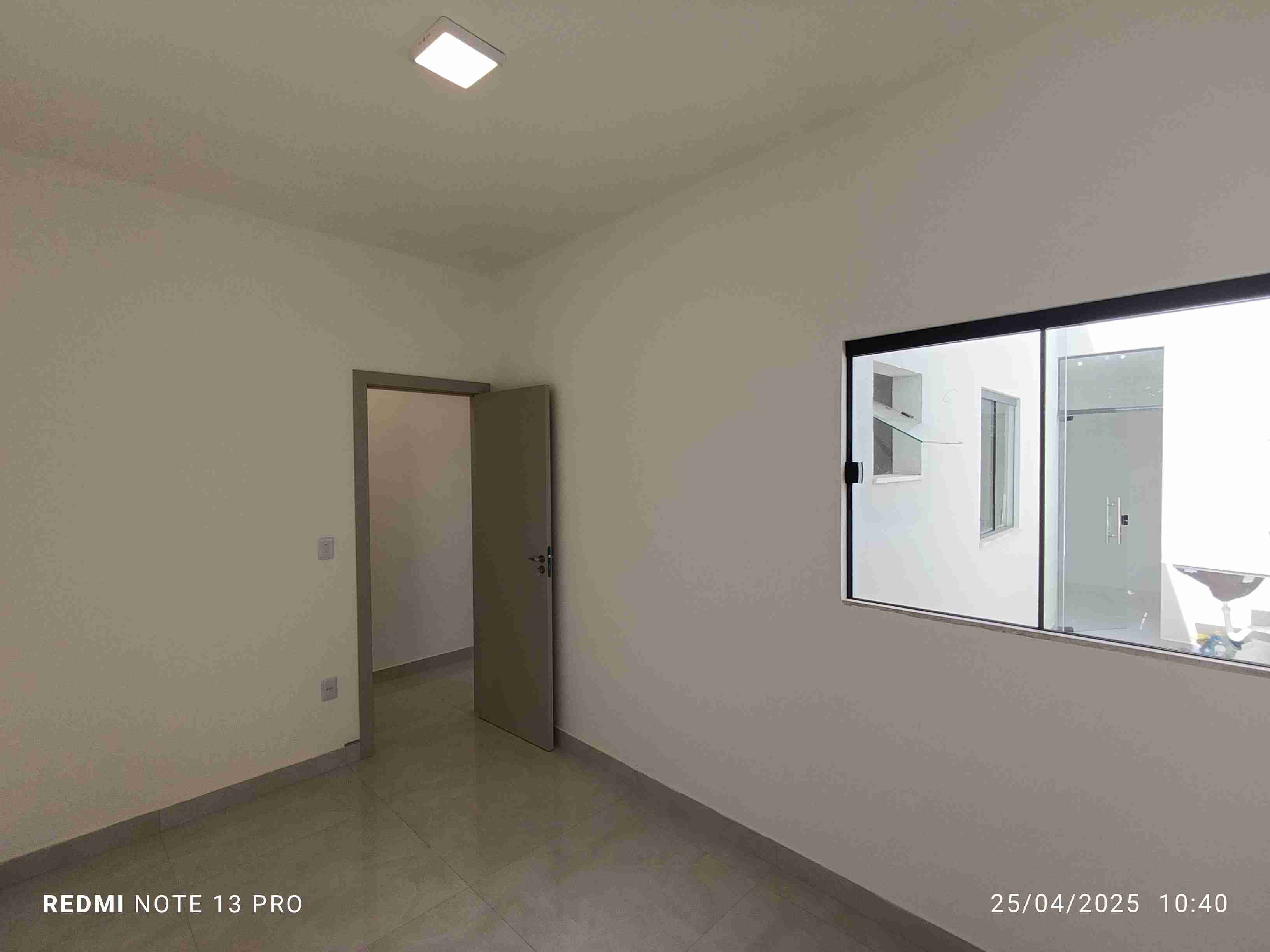 Linda casa nova  de 3 quartos sendo 1 suíte, garagem para 2 carros, acabamento de primeira à Venda, São Pedro, Vitória da Conquista, BA - foto 21