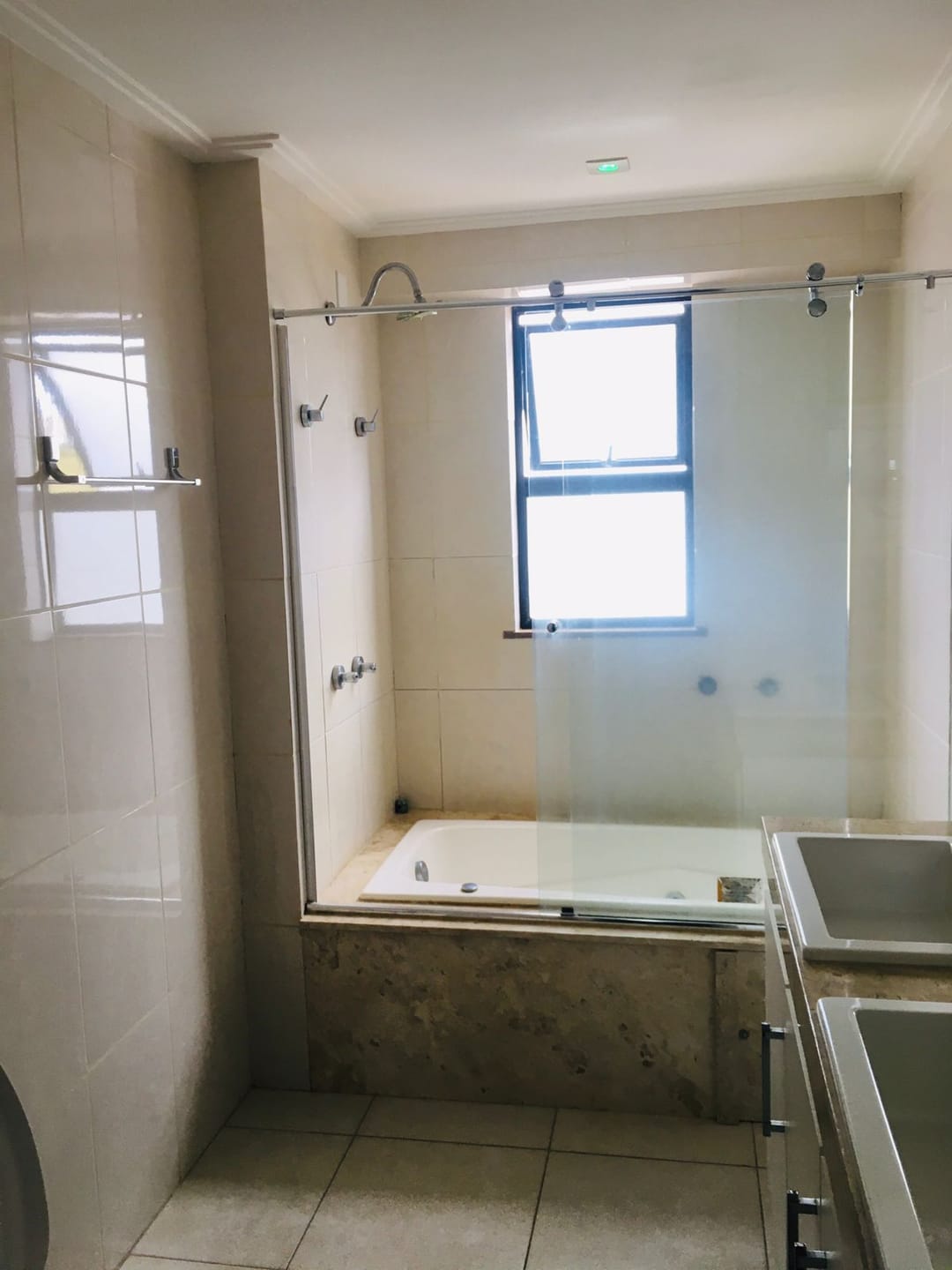 Apto de 3 quartos com suite e 2 semi suítes, dependência completa, 3 VAGAS COBERTAS , lazer completo com piscina aquecida, Candeias - Vitória da - foto 22