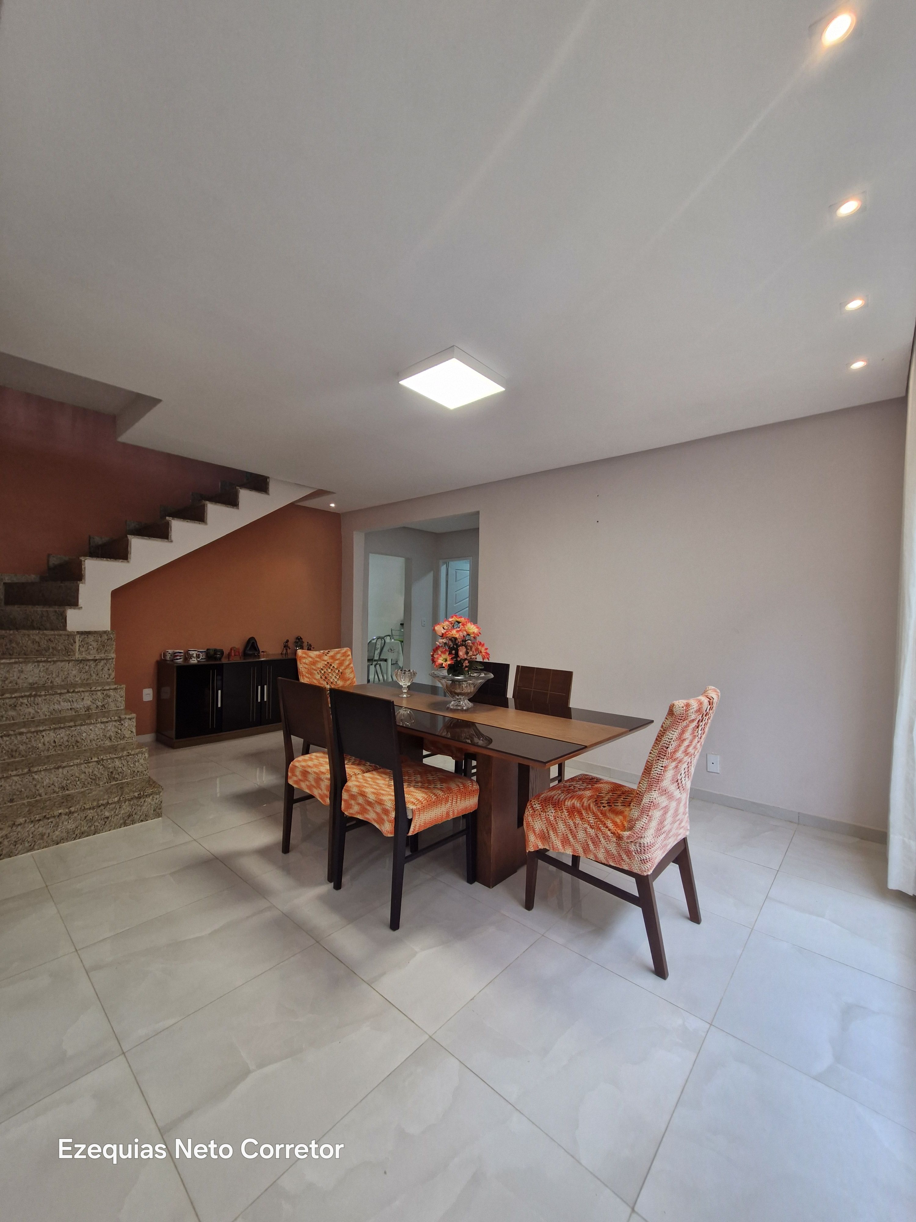Casa duplex na Urbis 1 próximo ao Limão Doce e Fainor à Venda, Candeias, Vitória da Conquista, BA - foto 3