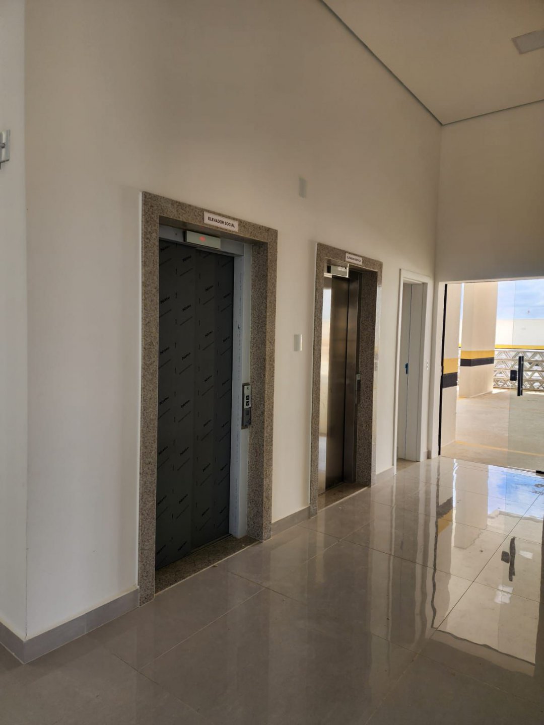 Apartamento 3/4 sendo duas suítes à venda no Morada Nobre Eutínio Nunes  Bairro Alto do Boa Vista - foto 2