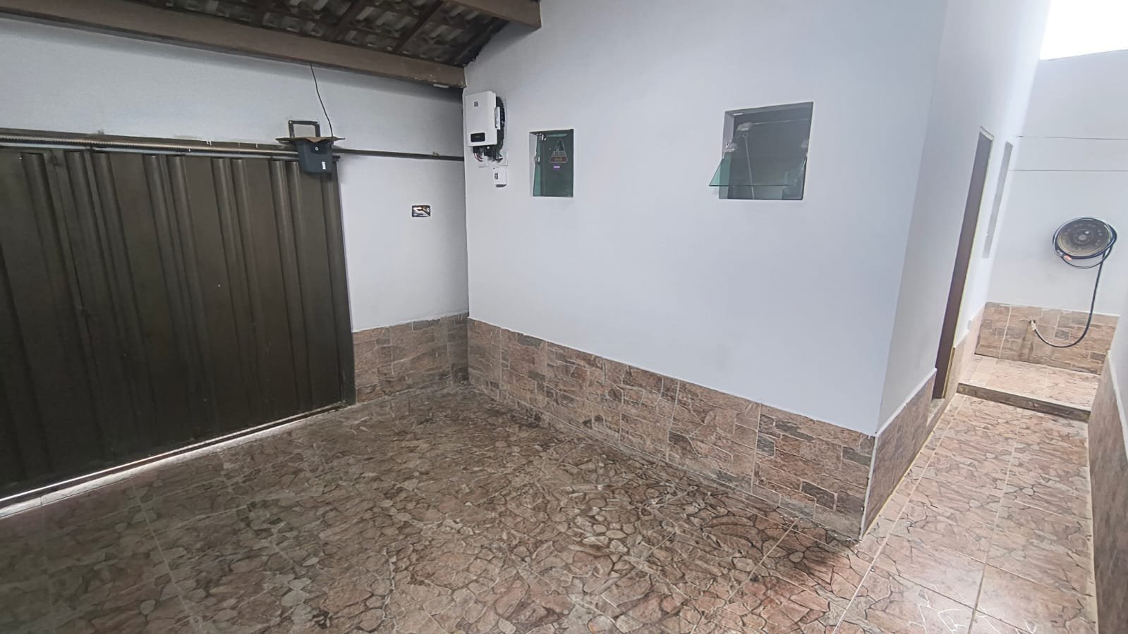 Casa de 4 quartos + ponto comercial no Bairro Boa Vista em Vitória da Conquista - foto 2