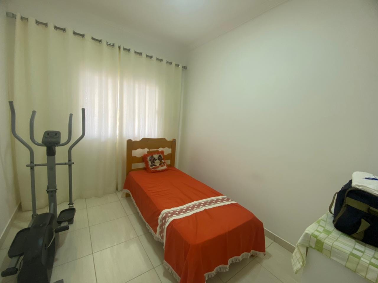 Apartamento térreo à venda, com 4 quartos sendo 2 suítes, com excelente acabamento, garagem para 4 carros, no bairro Candeias em  Vitória da Conq - foto 22
