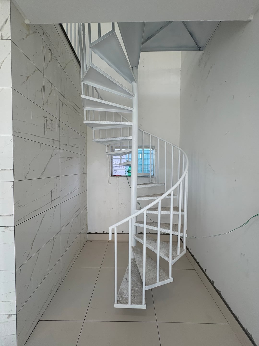 Loja com mezanino próximo à Av. integração, ao lado do Disep no Jurema - foto 21