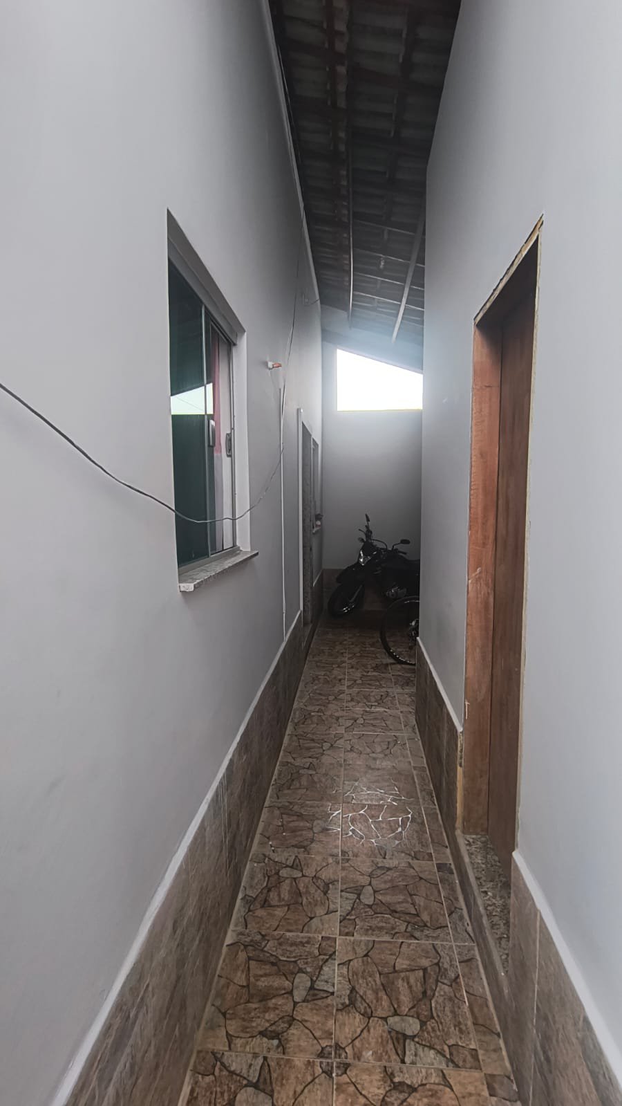 Casa de 4 quartos + ponto comercial no Bairro Boa Vista em Vitória da Conquista - foto 21