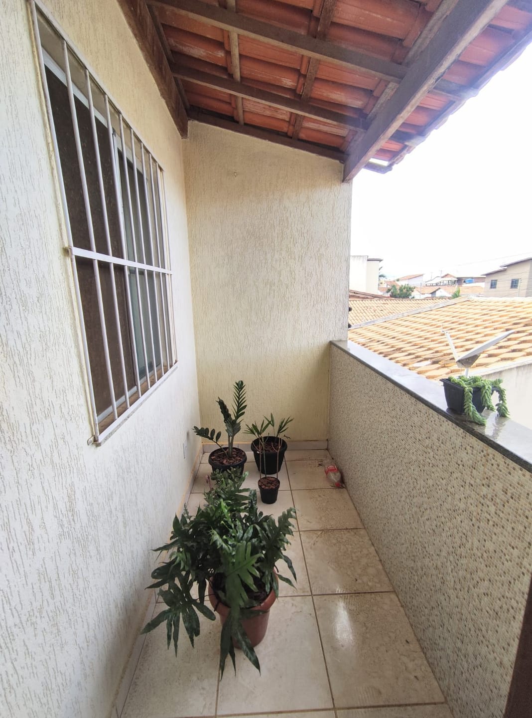 Casa Duplex (solta) com 5/4 sendo 1 suíte, com garagem para 4 carros no Bairro Felícia na região do Shopping Conquista Sul  Vitória da Conquista - foto 23