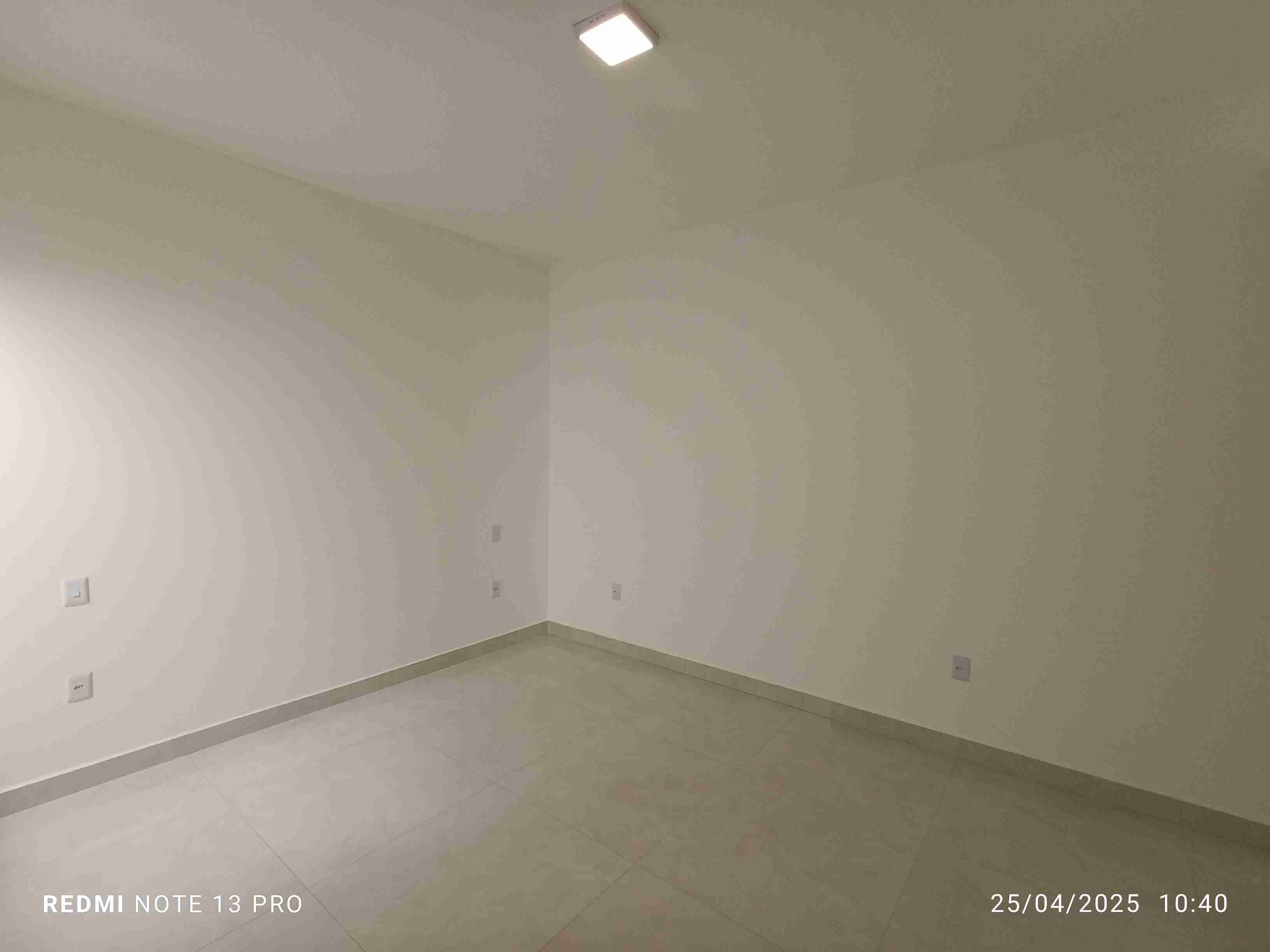 Linda casa nova  de 3 quartos sendo 1 suíte, garagem para 2 carros, acabamento de primeira à Venda, São Pedro, Vitória da Conquista, BA - foto 23