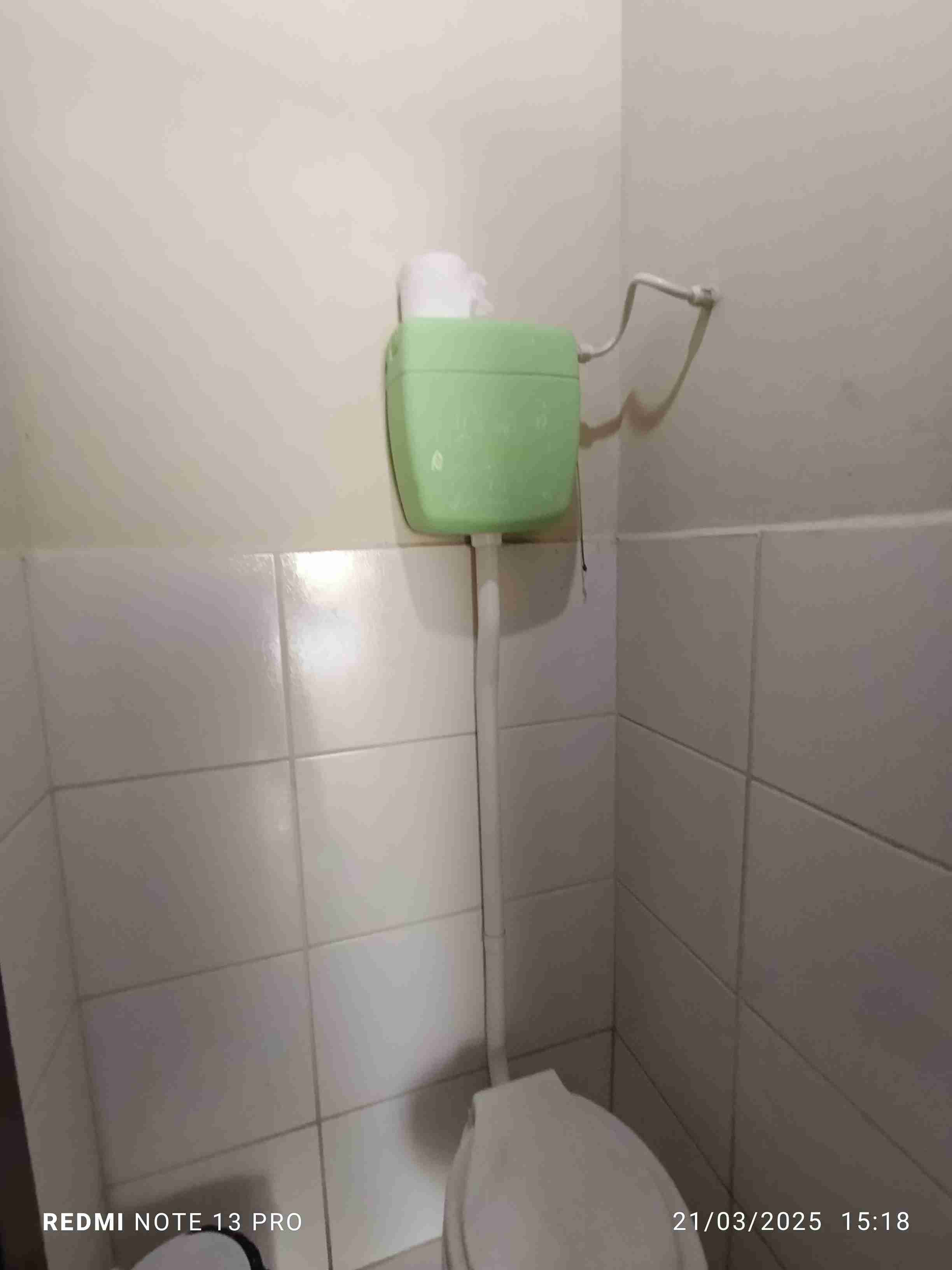 Conjunto comercial para locação com 6 salas, 3 banheiros, pátio grande no Alto Maron, Vitória da Conquista, BA - foto 23
