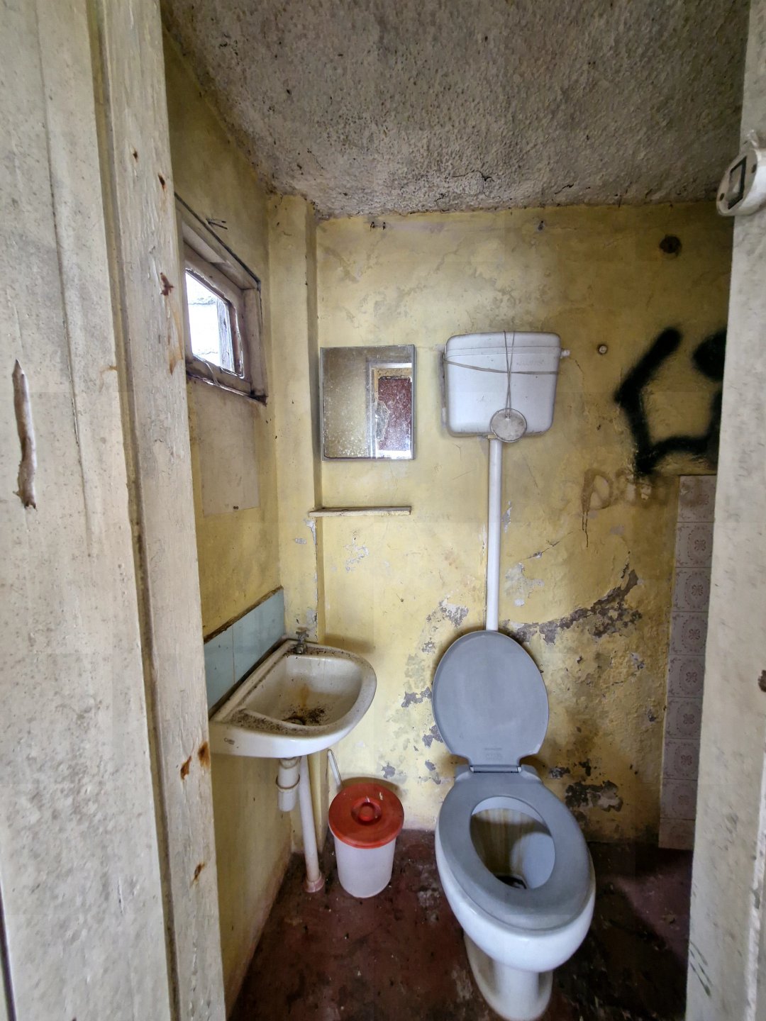 Casa à venda no Bairro Recreio Próximo a Ed Natação  e a Igreja da Graças. - foto 22