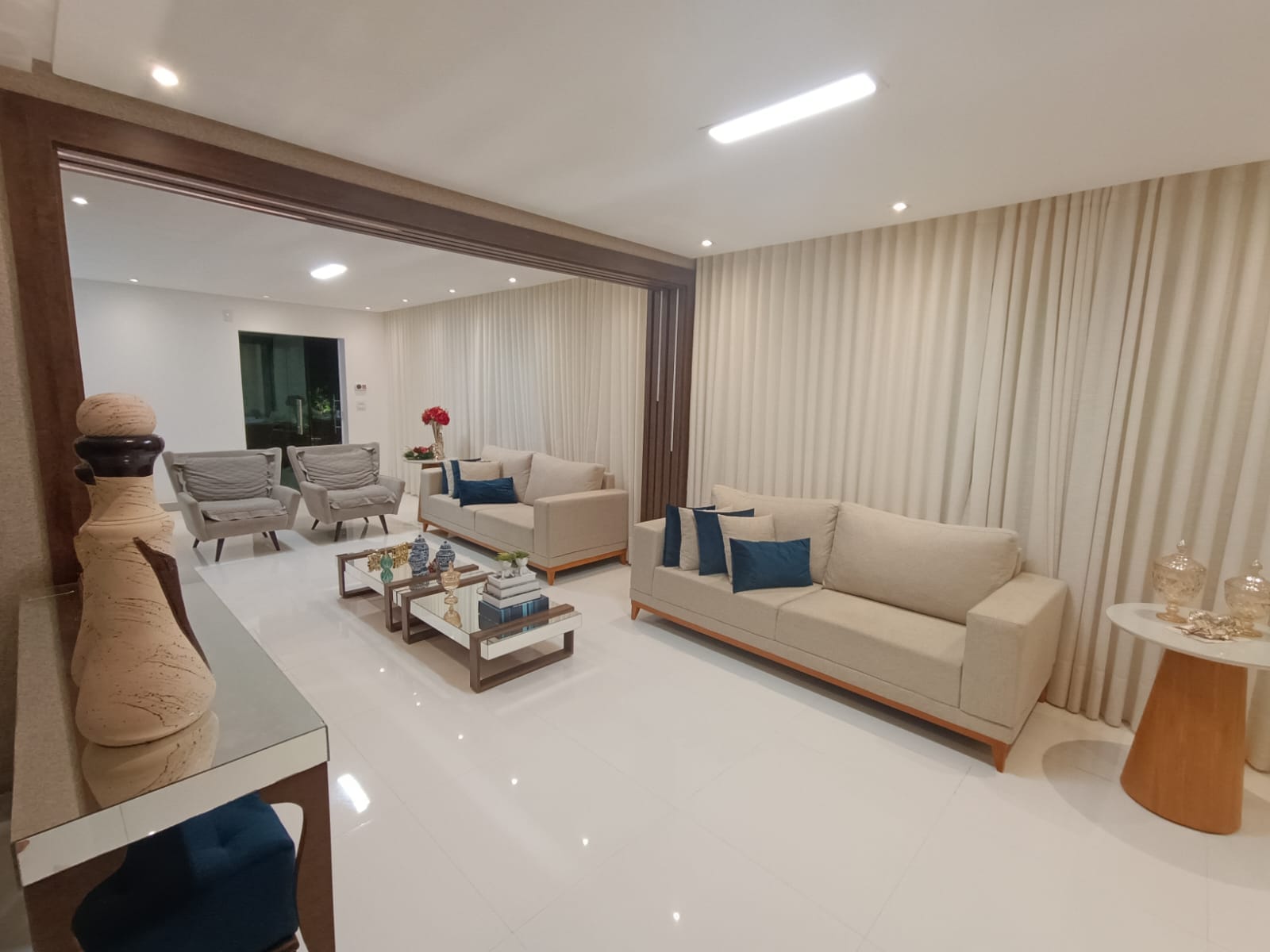 Casa com 5 quartos sendo 3 suítes, área gourmet com jacuzzi, piscina aquecida, em Bairro Boa Vista, Vitória da Conquista, BA - foto 23
