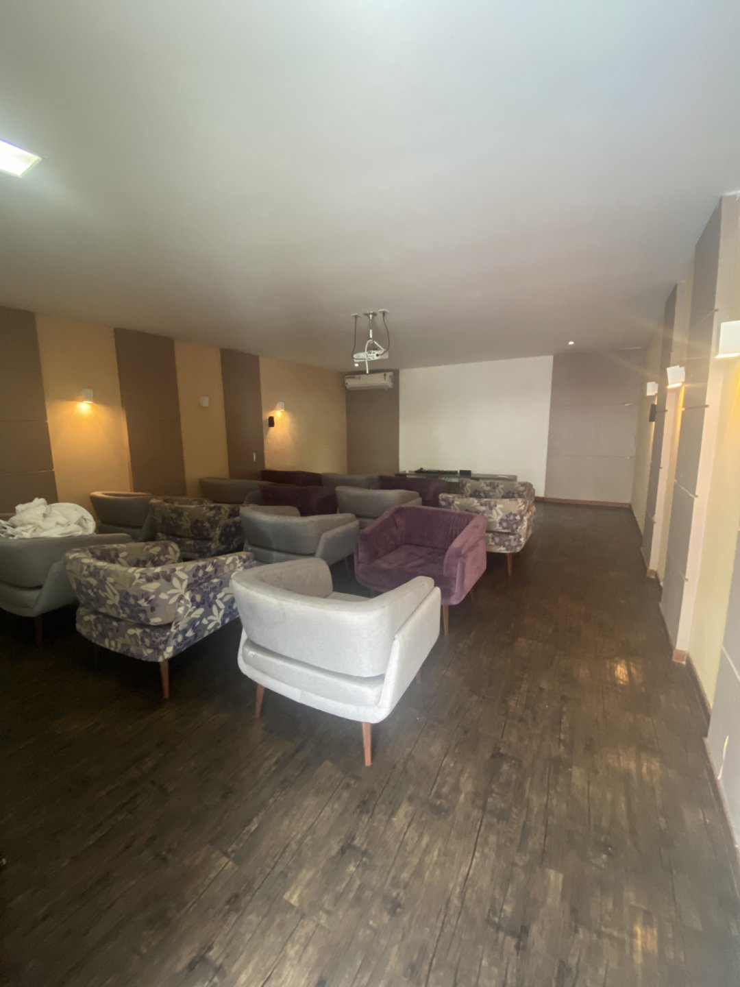 Vendo de porteira fechada, lindo apartamento mobiliado no bairro Boa Vista. - foto 23