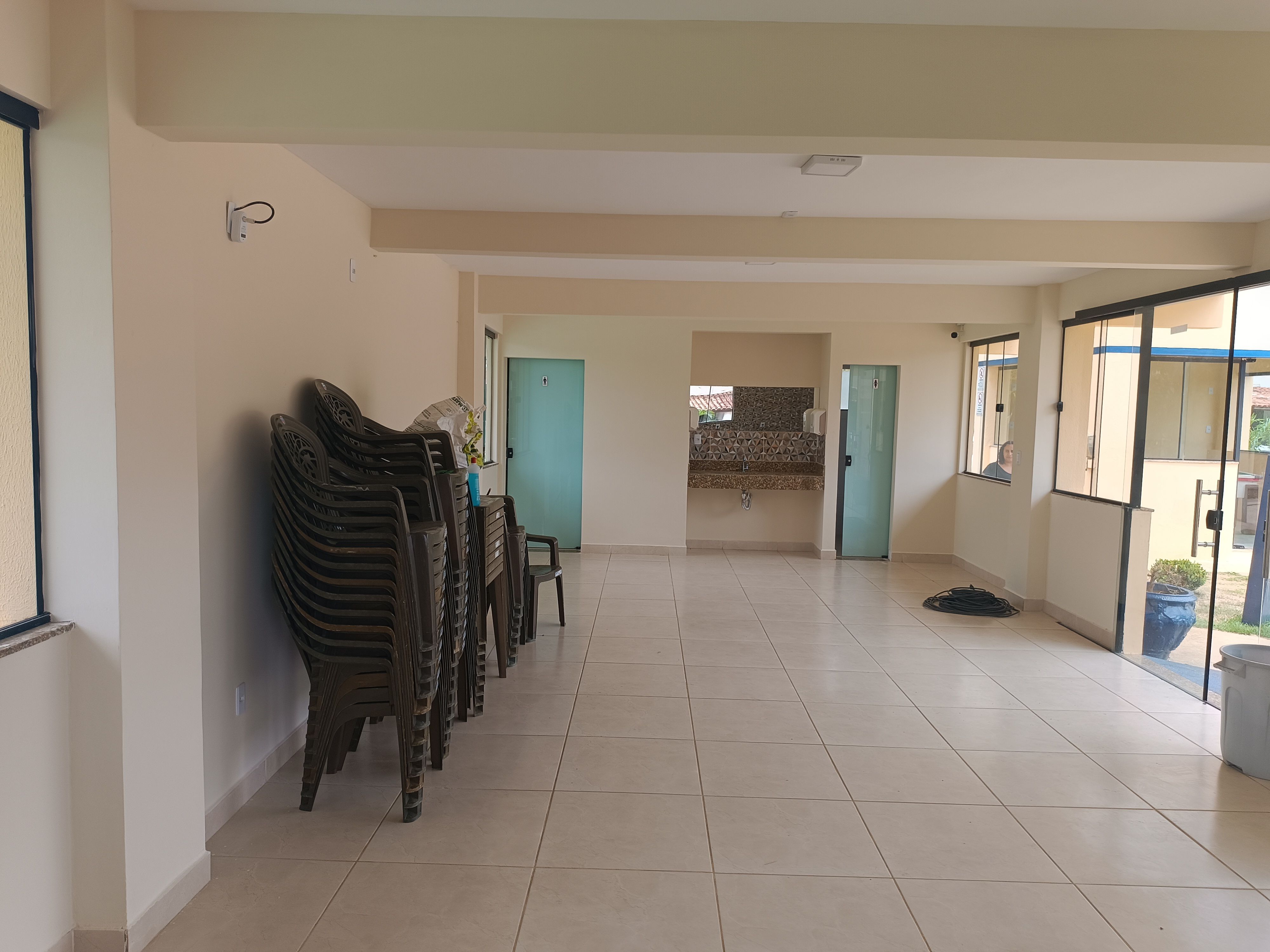 Vendo Vilage de 2 quartos com quintal, garagem coberta em ótima localização para venda na Laura Nunes no bairro Boa Vista, Vitória da Conquista, - foto 24