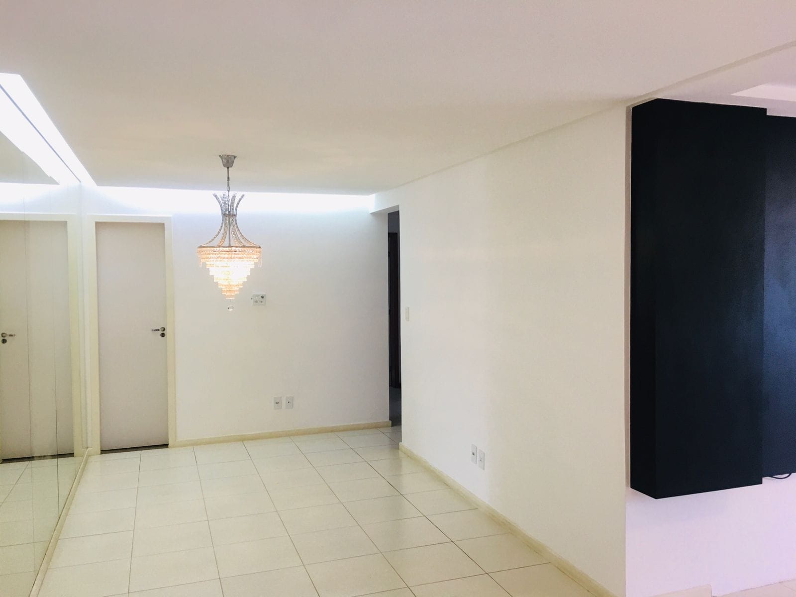 Apto de 3 quartos com suite e 2 semi suítes, dependência completa, 3 VAGAS COBERTAS , lazer completo com piscina aquecida, Candeias - Vitória da - foto 3