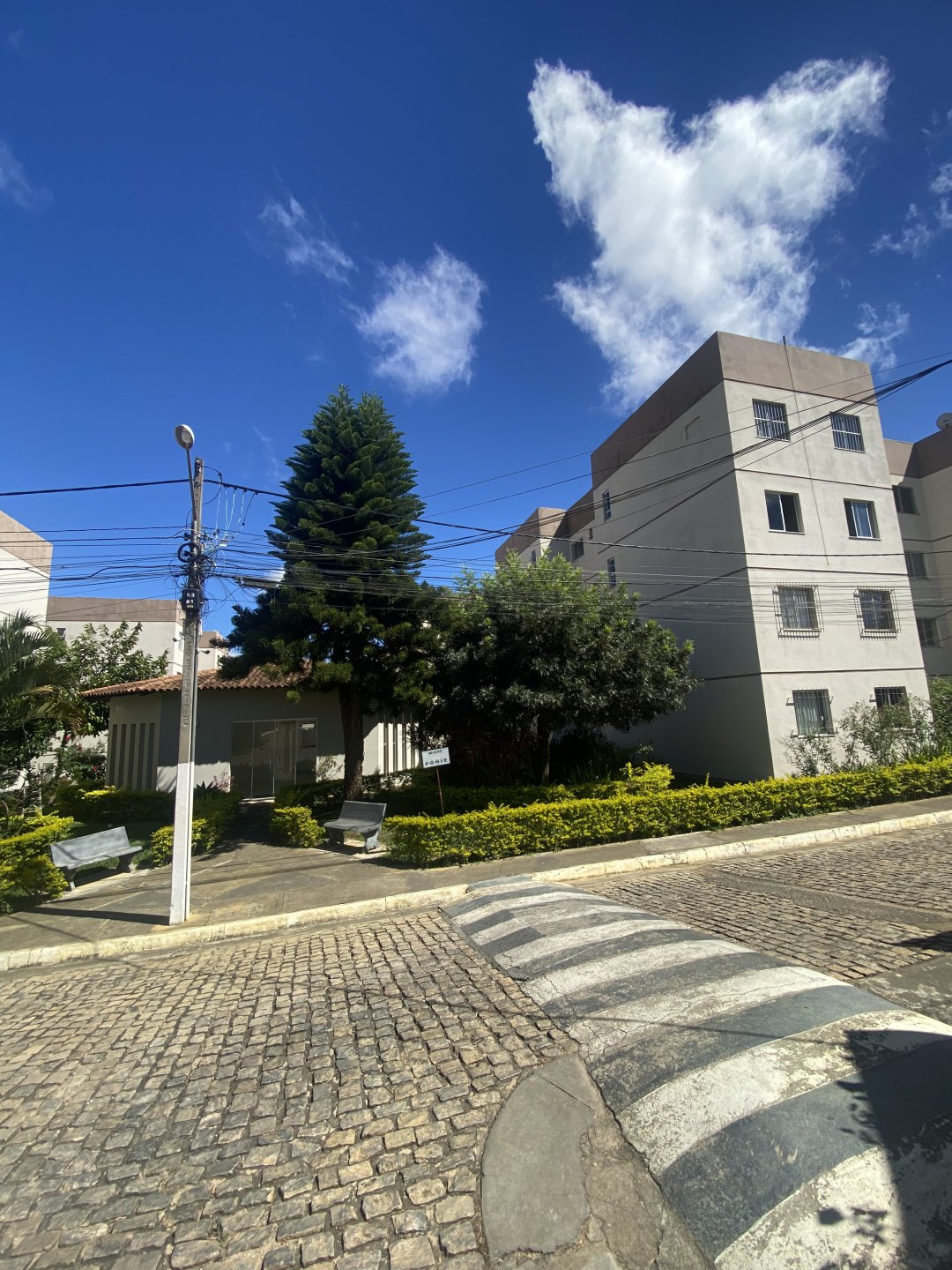 Vendo apartamento térreo de 3 quartos, no Residencial Alameda das Acácias na Av, Brasil - Candeias, Vitória da Conquista BA - foto 2