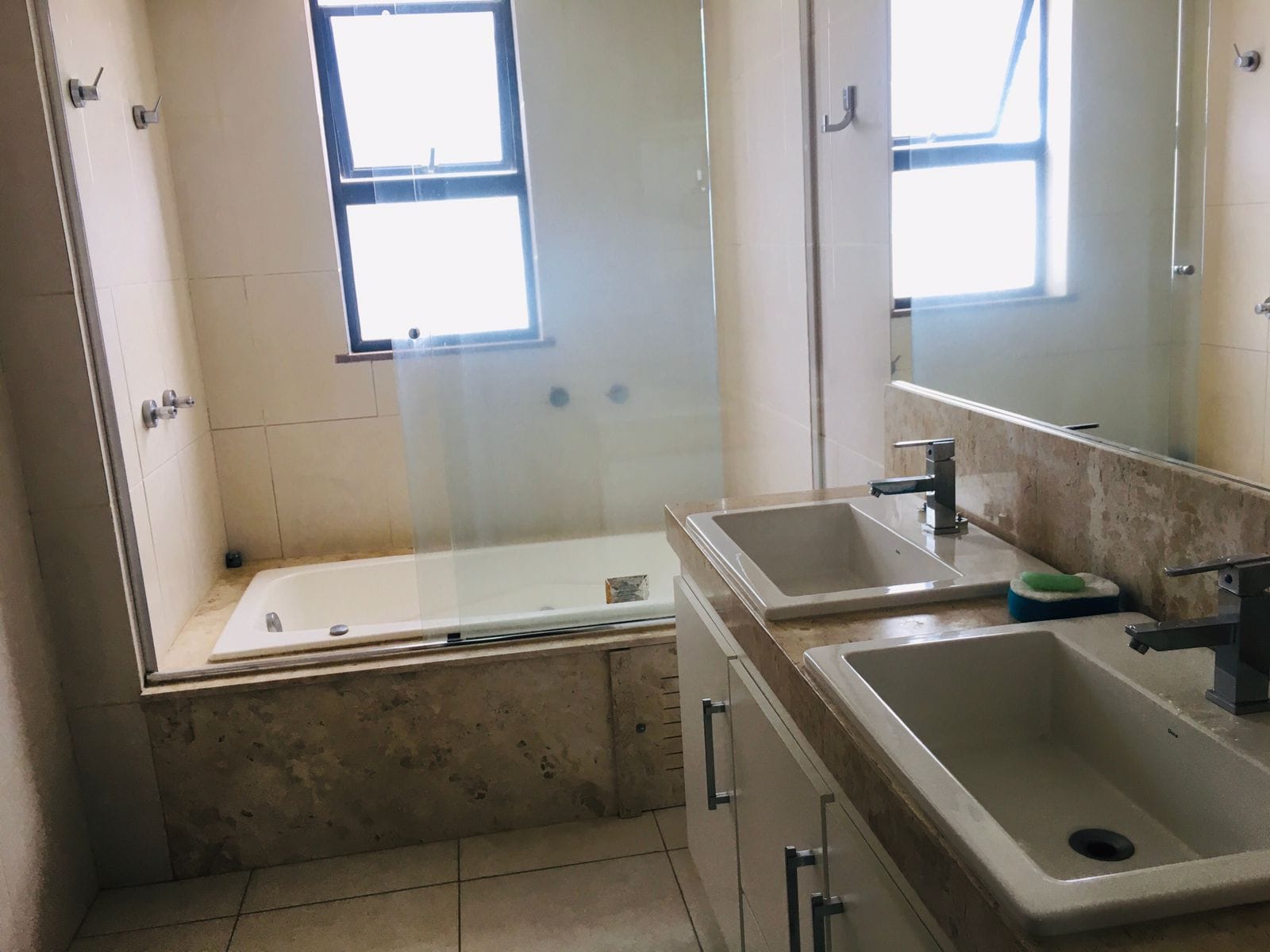 Apto de 3 quartos com suite e 2 semi suítes, dependência completa, 3 VAGAS COBERTAS , lazer completo com piscina aquecida, Candeias - Vitória da - foto 24