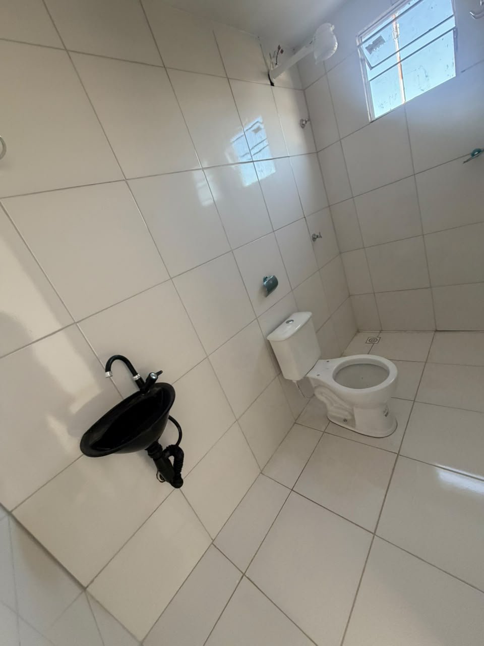 Kitnets disponíveis para Locação, já incluso água, energia. Bairro São Pedro, Vitória da Conquista - Bahia - foto 22
