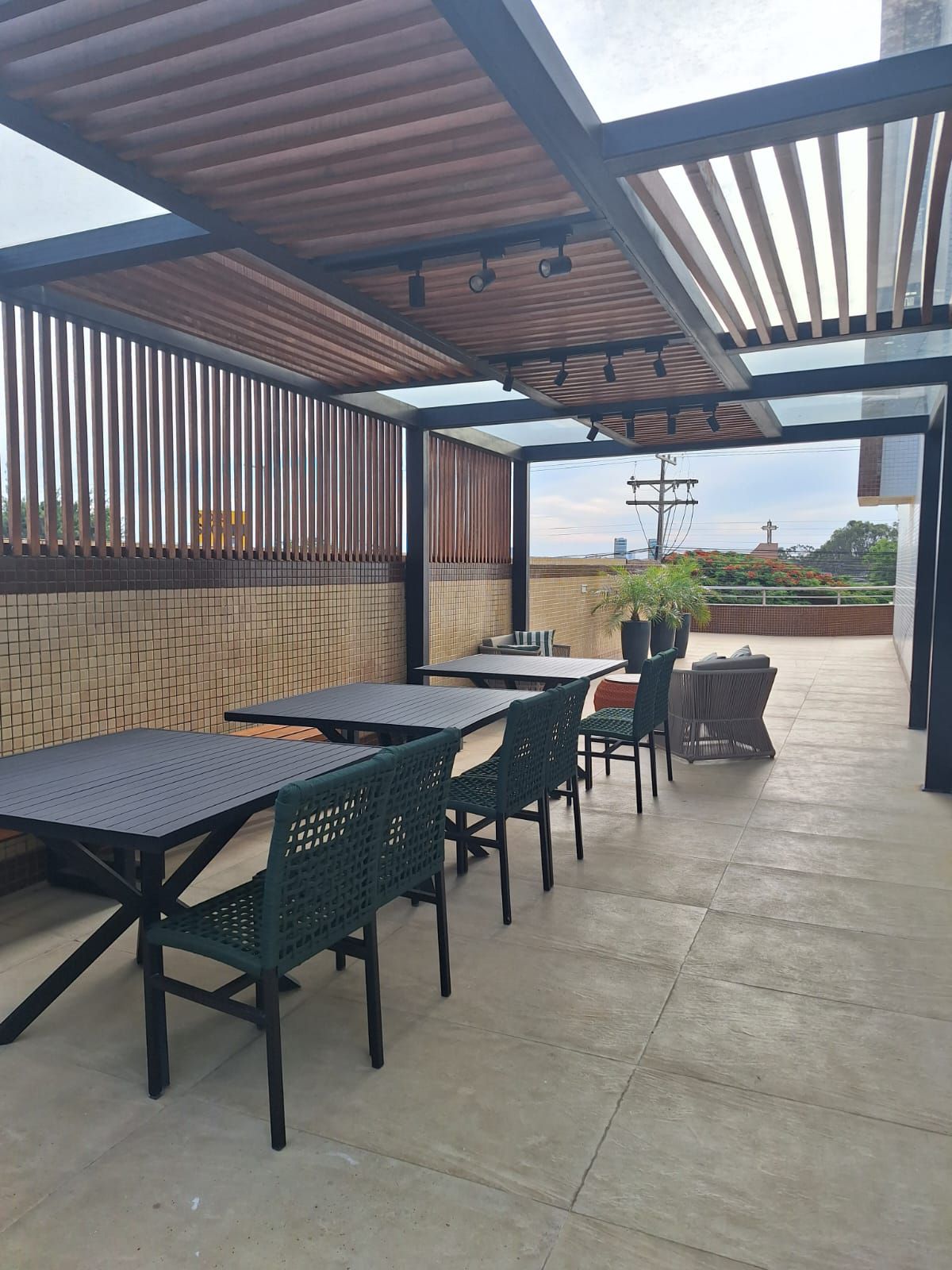 Apartamento andar alto com 135 m² na Olivia Flores, 3 suítes à venda, ao lado do G Barbosa, Candeias, Vitória da Conquista, BA - foto 3