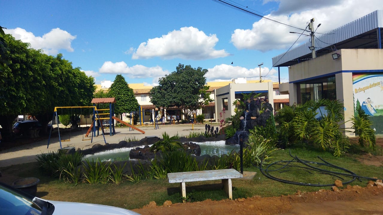 Vendo Vilage de 2 quartos com quintal, garagem coberta em ótima localização para venda na Laura Nunes no bairro Boa Vista, Vitória da Conquista, - foto 25