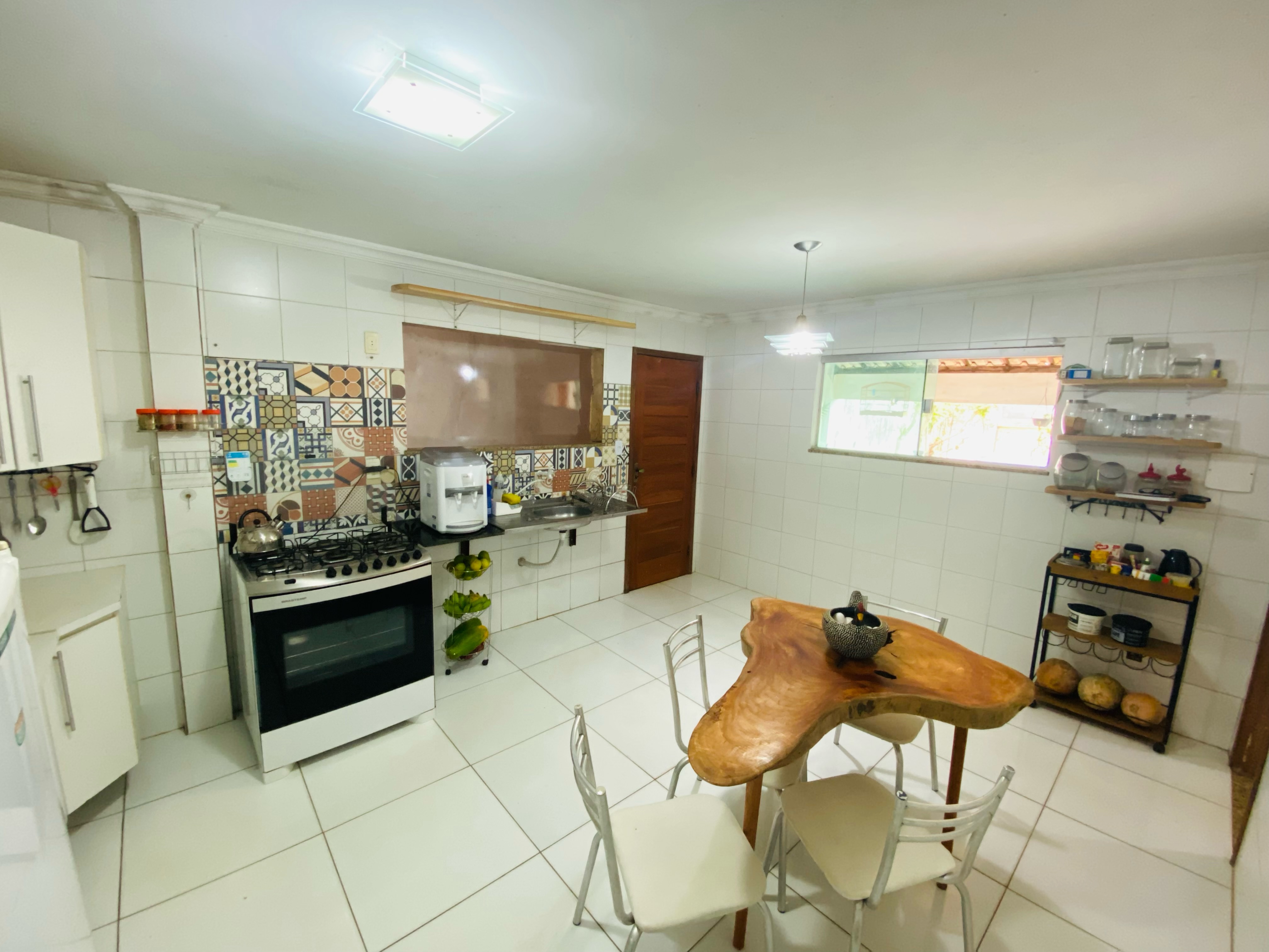 Excelente Casa de 4 quartos e garagem para 4 carros à Venda, Santa Cecília, Vitória da Conquista, BA - foto 25