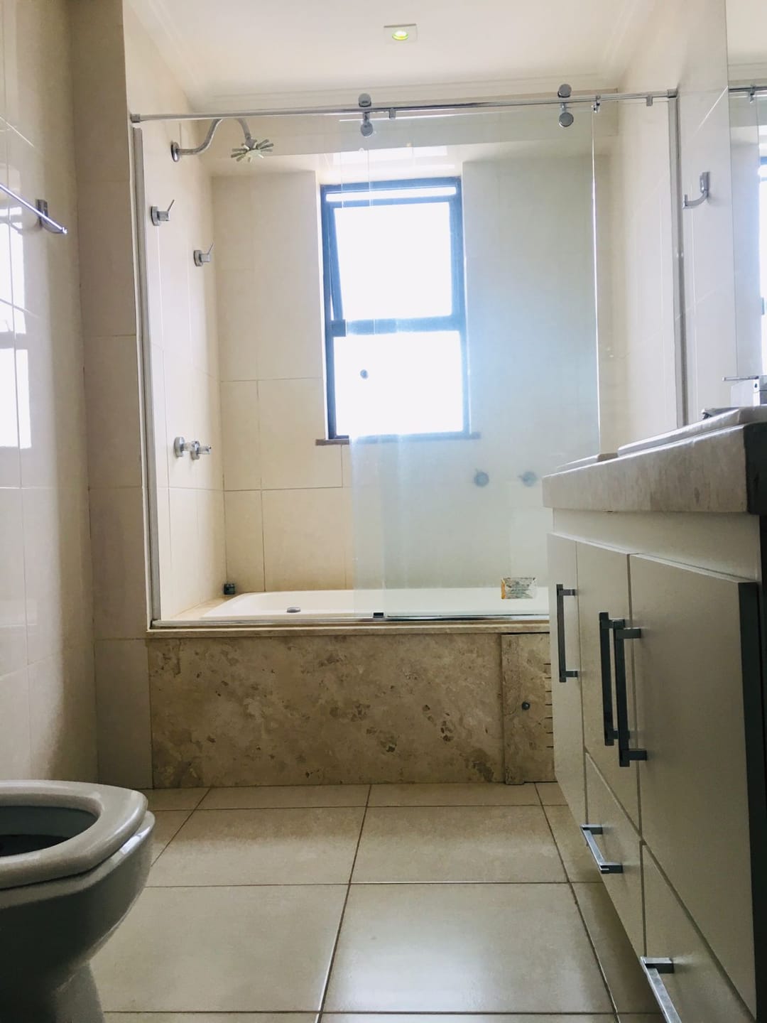 Apto de 3 quartos com suite e 2 semi suítes, dependência completa, 3 VAGAS COBERTAS , lazer completo com piscina aquecida, Candeias - Vitória da - foto 25