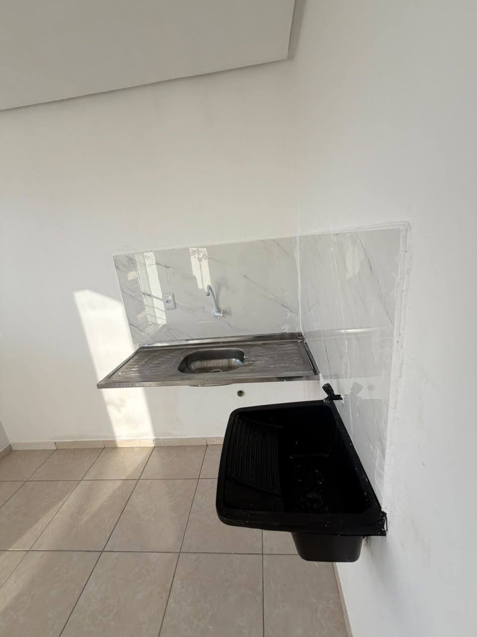 Kitnets disponíveis para Locação, já incluso água, energia. Bairro São Pedro, Vitória da Conquista - Bahia - foto 24