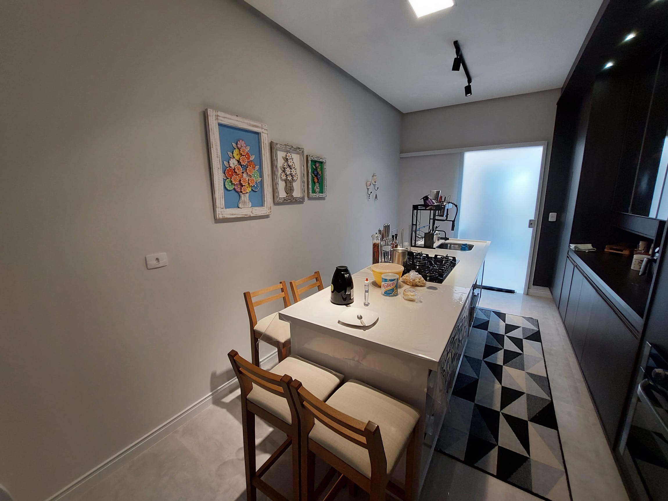 Casa de  4 suítes + dependência , cozinha e quartos planejados, piscina aquecida,  energia solar área construída de 250 m² A B Vista Vitória da C - foto 2