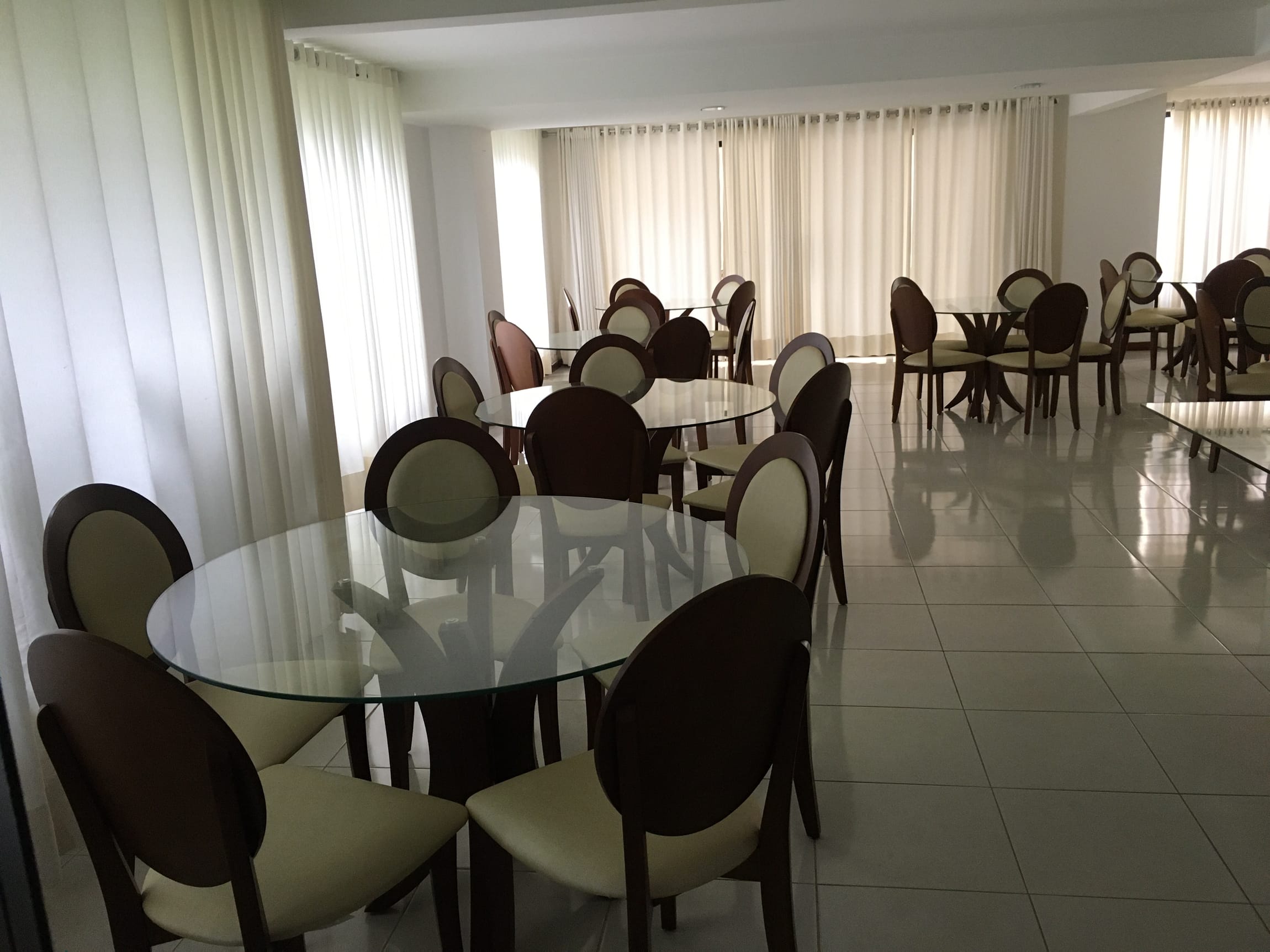 Vendo amplo apartamento de 3 quartos com 2 suítes, 3 vagas de garagem, 136M², área de lazer completa com piscina aquecida, próximo a Fainor no Ca - foto 26