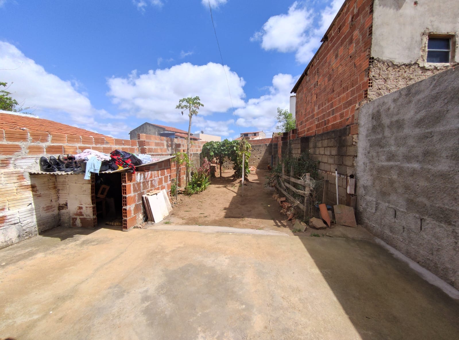 Casa solta de 3 quartos sendo 1  suíte em terreno de 193 m² no Alto Maron, Vitória da Conquista, BA - foto 27