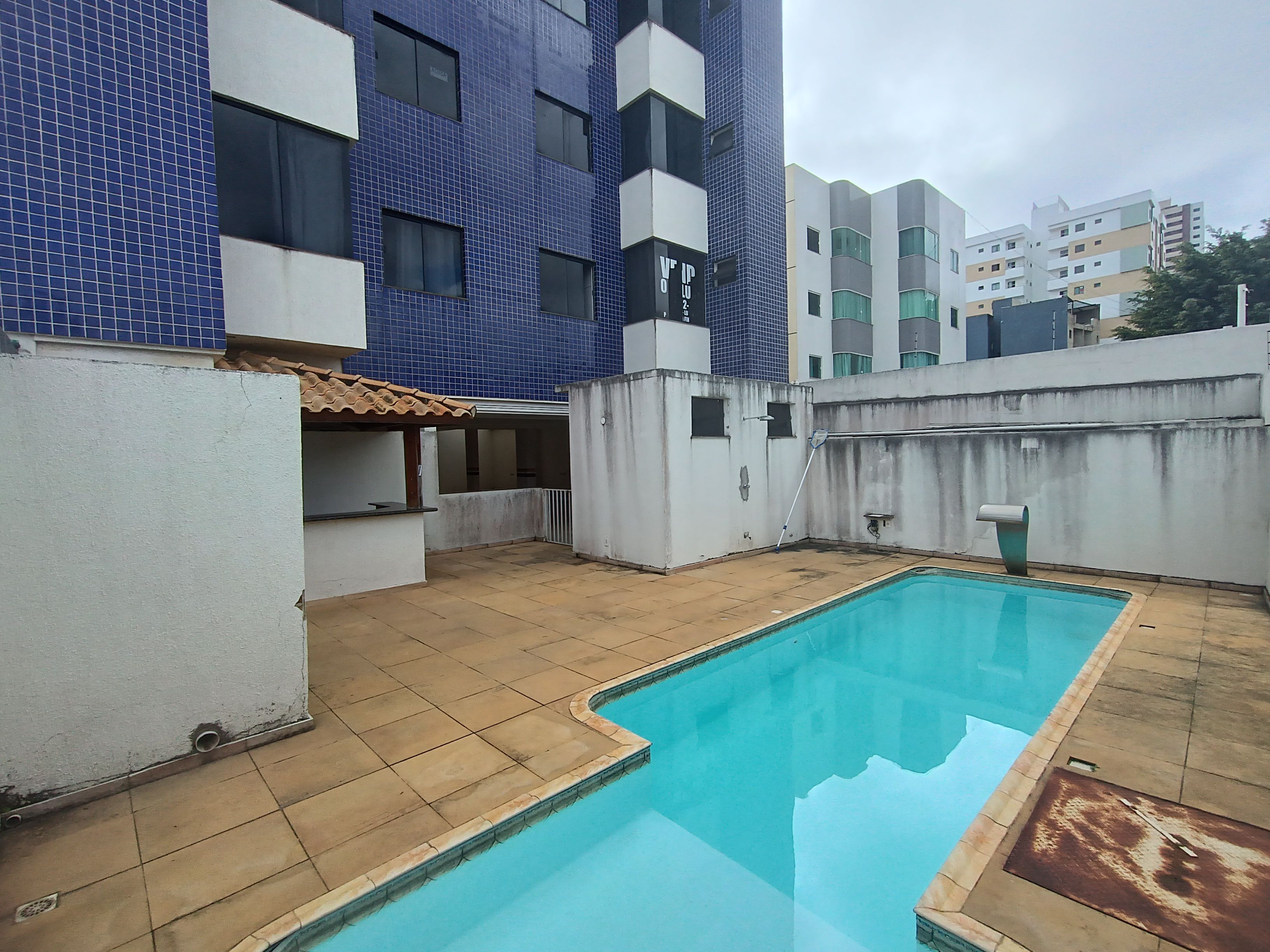 Apartamento duplex com 118 m², 2 vagas de garagem à Venda, Candeias, Vitória da Conquista, BA - foto 3