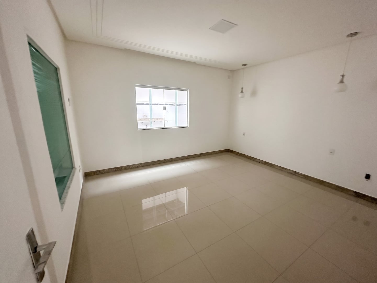 Casa com 3 suítes, piscina + dependência no Ibirapuera Vitória da Conquista Bahia - foto 26