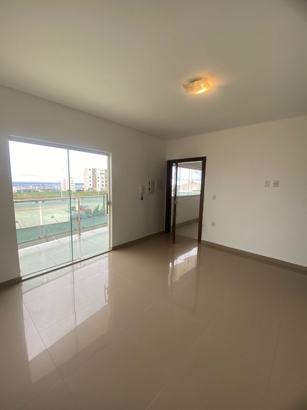 Apartamento à venda, sendo 3 quartos 1suíte, com varanda, Vitória da Conquista- Ba - foto 2