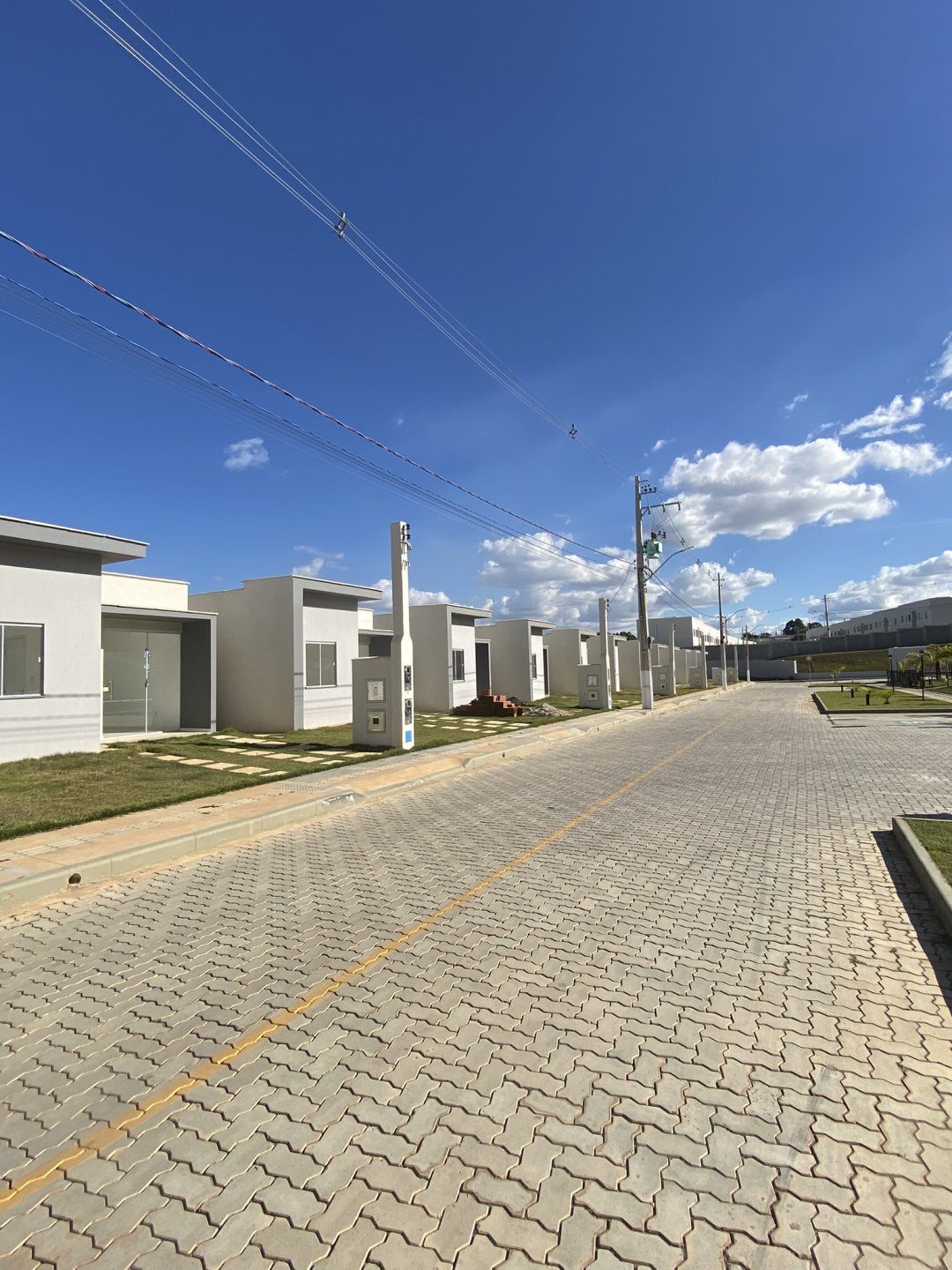 Excelente Casa Solta para locação, 2/4 com suíte, no Velli Residence, em Vitória da Conquista - Bahia - foto 2