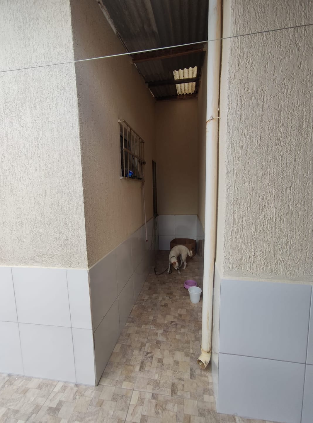 Casa Duplex (solta) com 5/4 sendo 1 suíte, com garagem para 4 carros no Bairro Felícia na região do Shopping Conquista Sul  Vitória da Conquista - foto 27