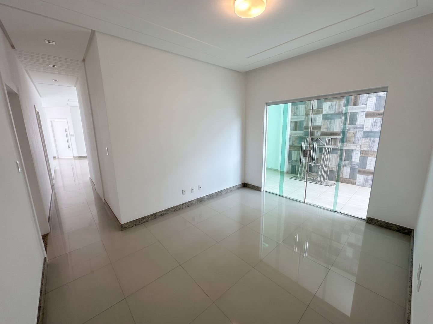 Casa com 3 suítes, piscina + dependência no Ibirapuera Vitória da Conquista Bahia - foto 27