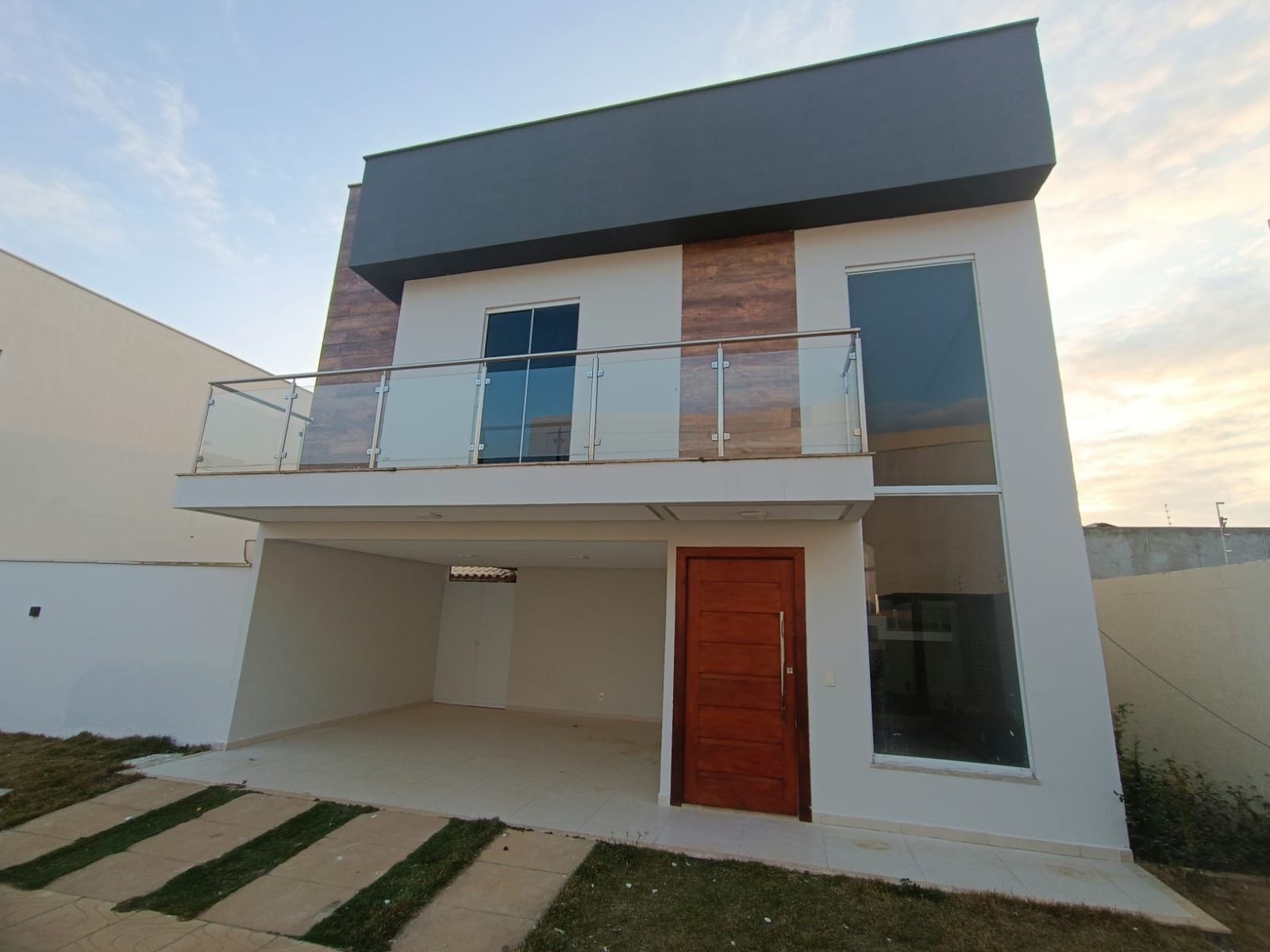 Casa  duplex solta de 3 quartos sendo 2 suítes + piscina + espaço gourmet com churrasqueira à venda, Boa Vista, Vitória da Conquista, BA - foto 3
