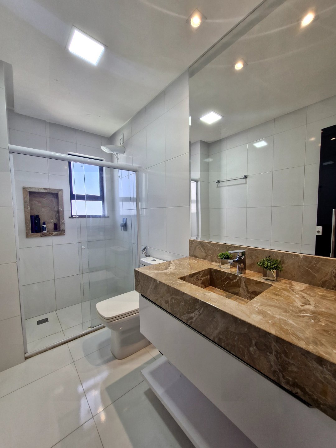 Apartamento 4 Suítes no Leonardo Da Vinci Bairro Candeias - foto 27