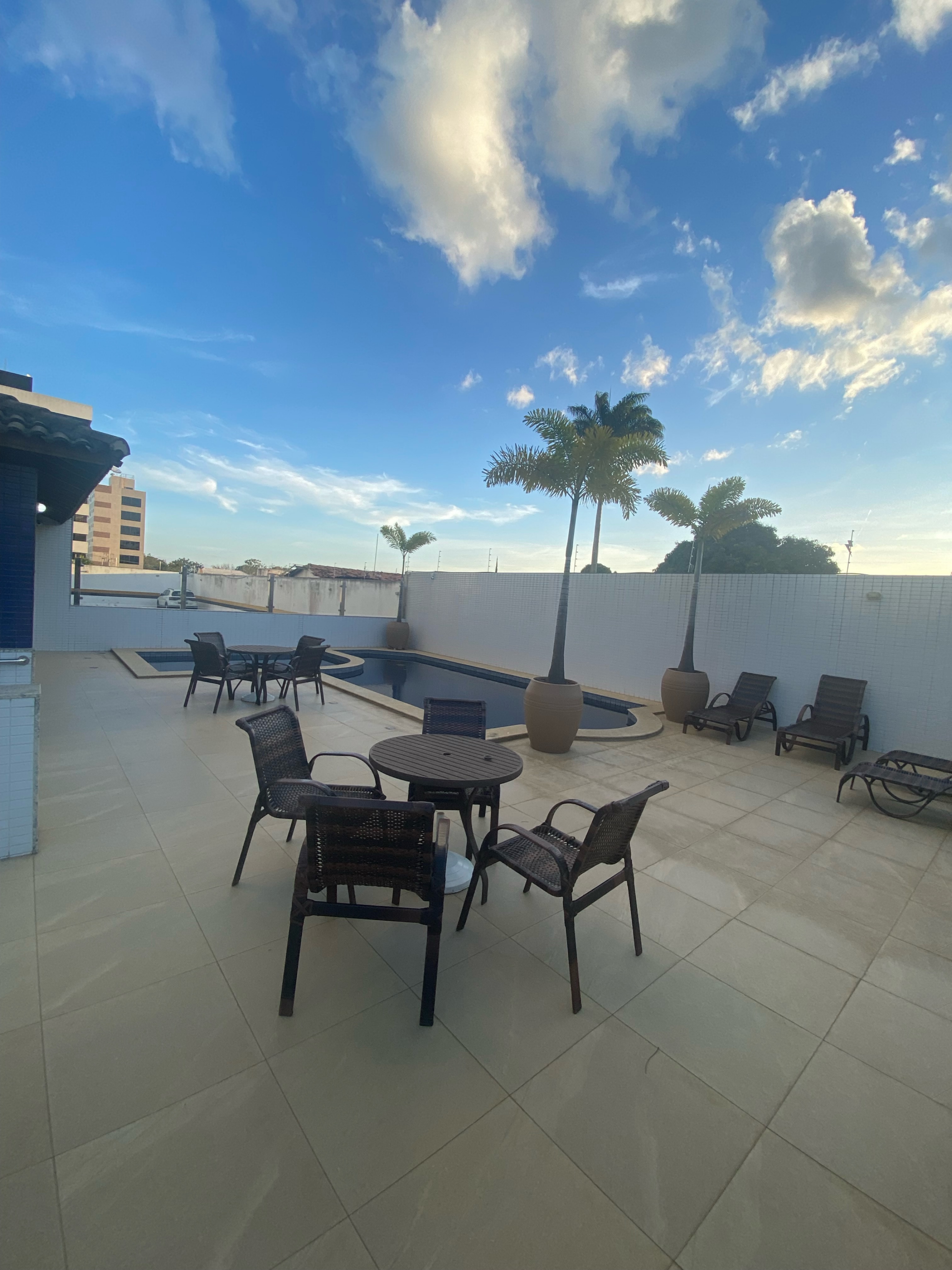 Excelente Apartamento no Residencial Raimundo Santana, 3 quartos com suíte e 2 vagas de garagem à Venda, Candeias, Vitória da Conquista, BA - foto 28