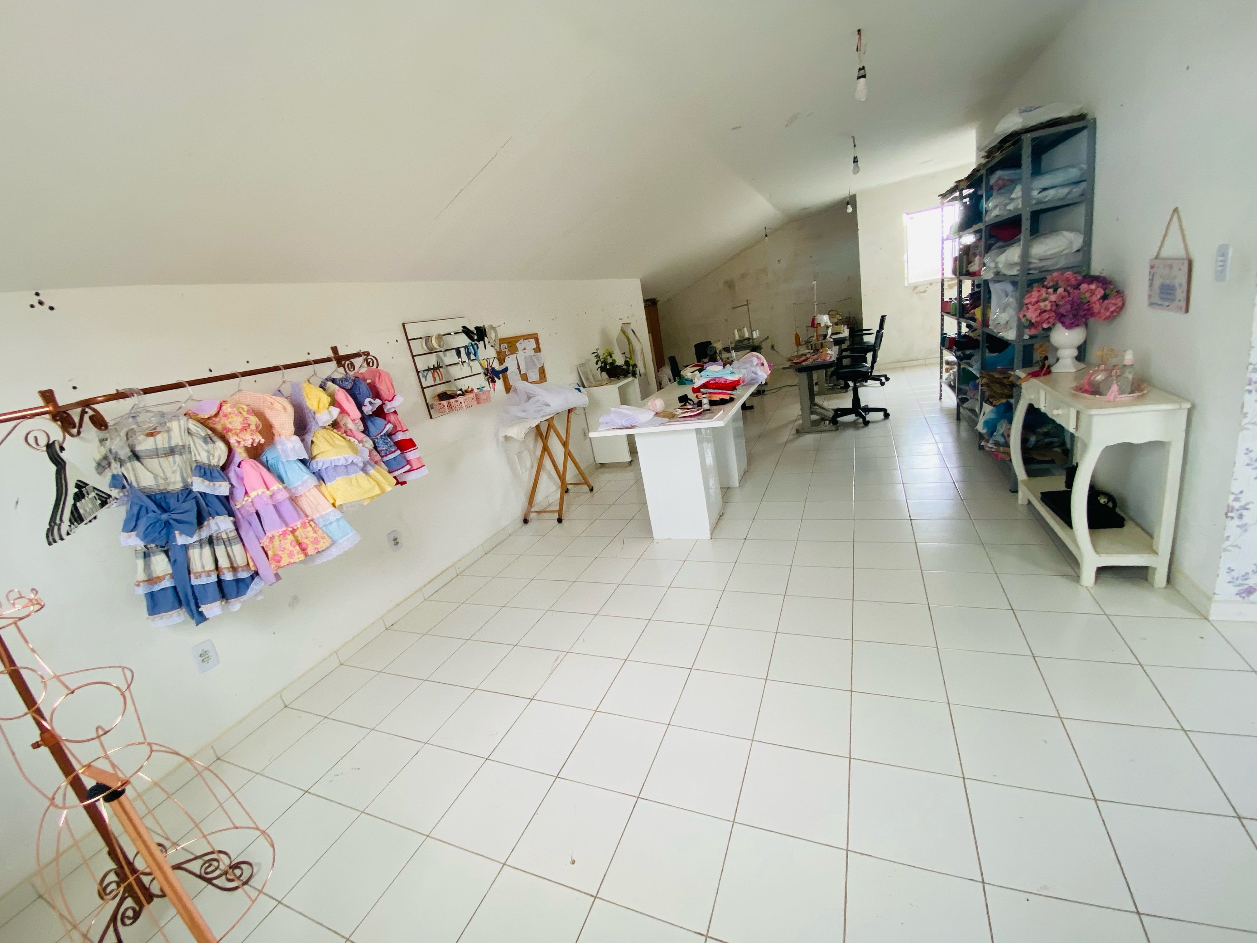Excelente Casa de 4 quartos e garagem para 4 carros à Venda, Santa Cecília, Vitória da Conquista, BA - foto 29