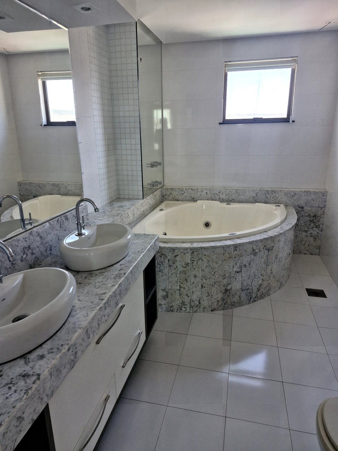 Apartamento Alto padrão 185m² à 15 metros da Olivia Flores - foto 28