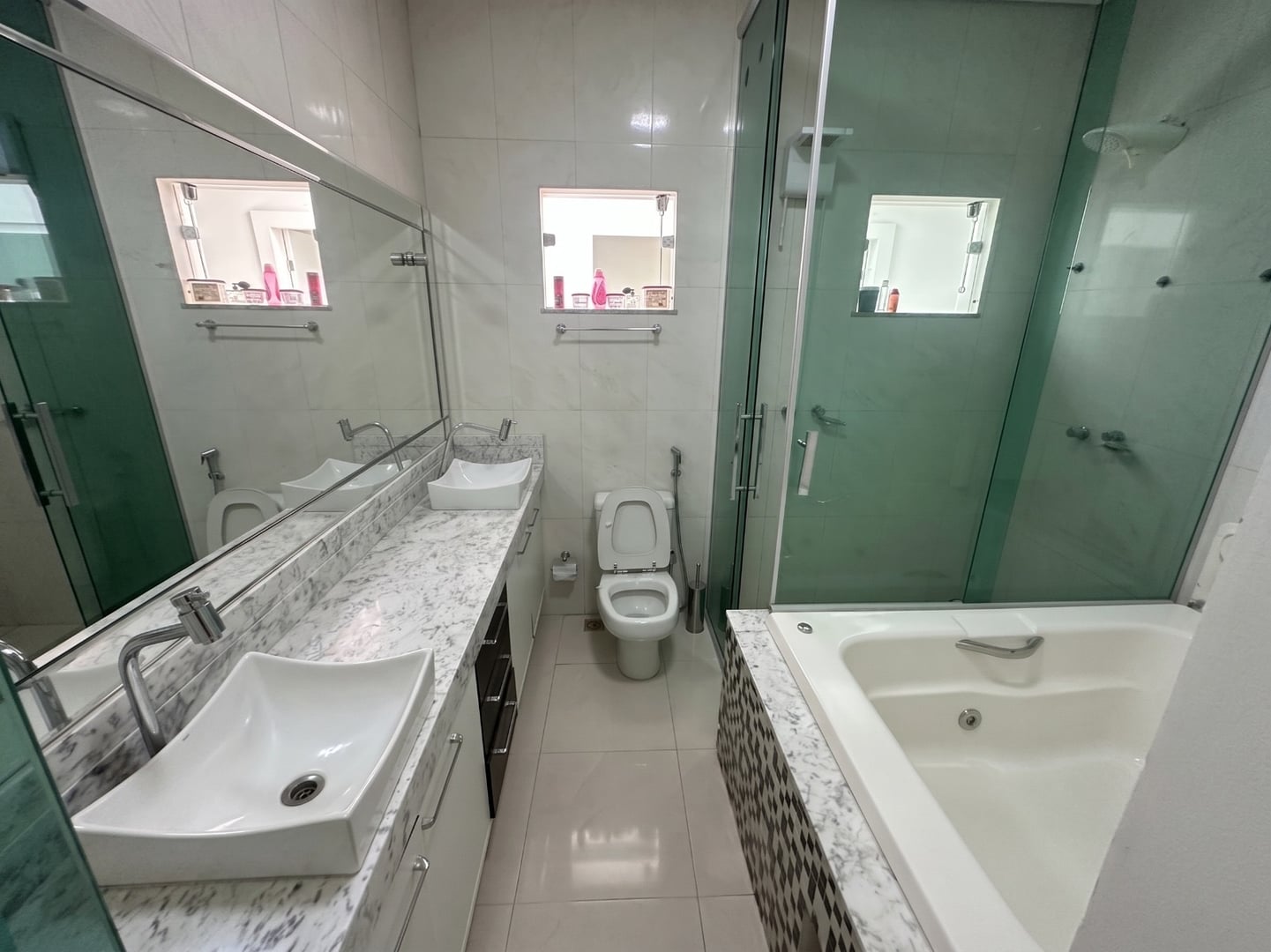 Casa com 3 suítes, piscina + dependência no Ibirapuera Vitória da Conquista Bahia - foto 28