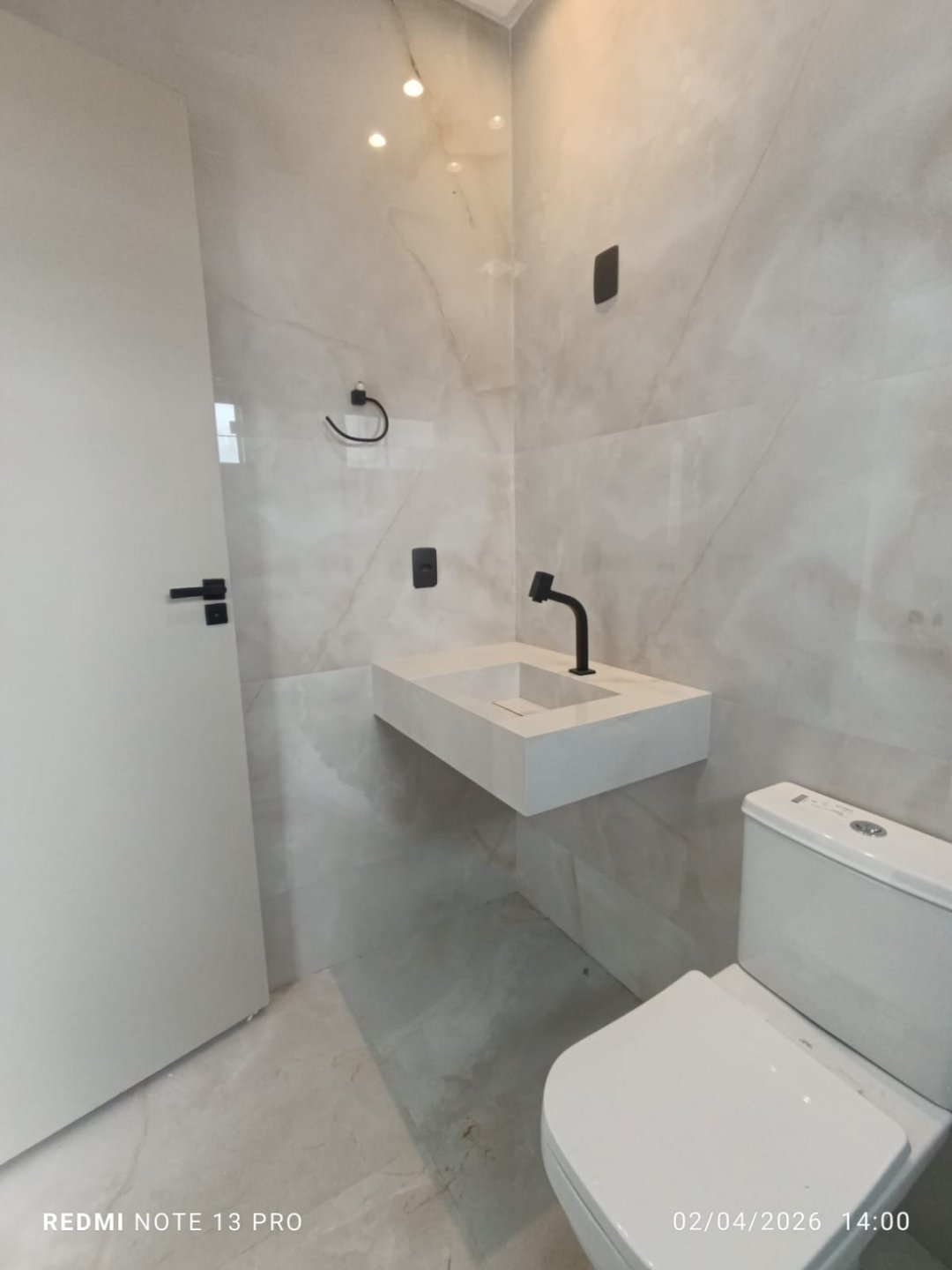 Casa duplex soltas com 3 suítes, sala com 2 ambientes, lavabo, garagem coberta para 2 carros, Alto da Boa Vista, Vitória da Conquista, BA - foto 27